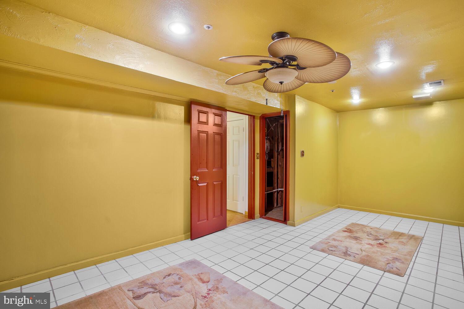 VILLAGES OF MARLBOROUGH - Residential