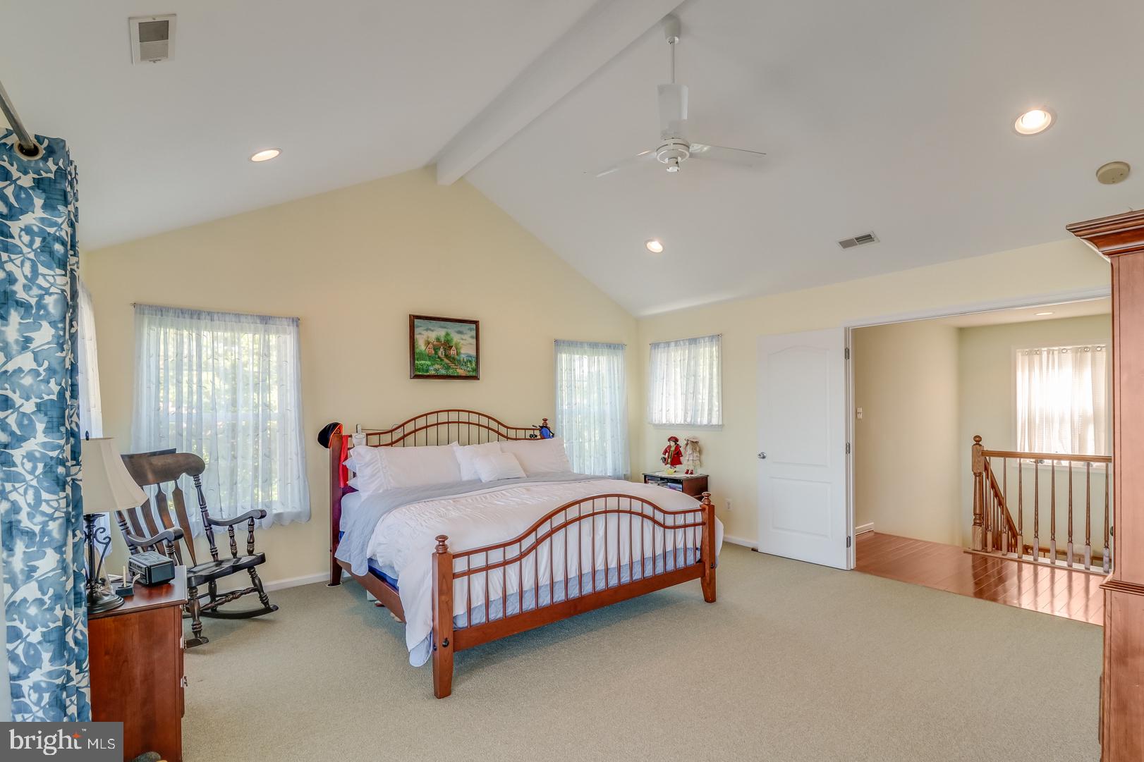 LOCUST POINT - Residential