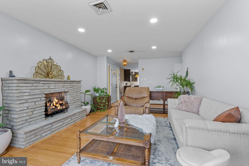 Photo of 7517 - 23 Loretto Avenue, PHILADELPHIA, PA 19111 (MLS # PAPH2567032)