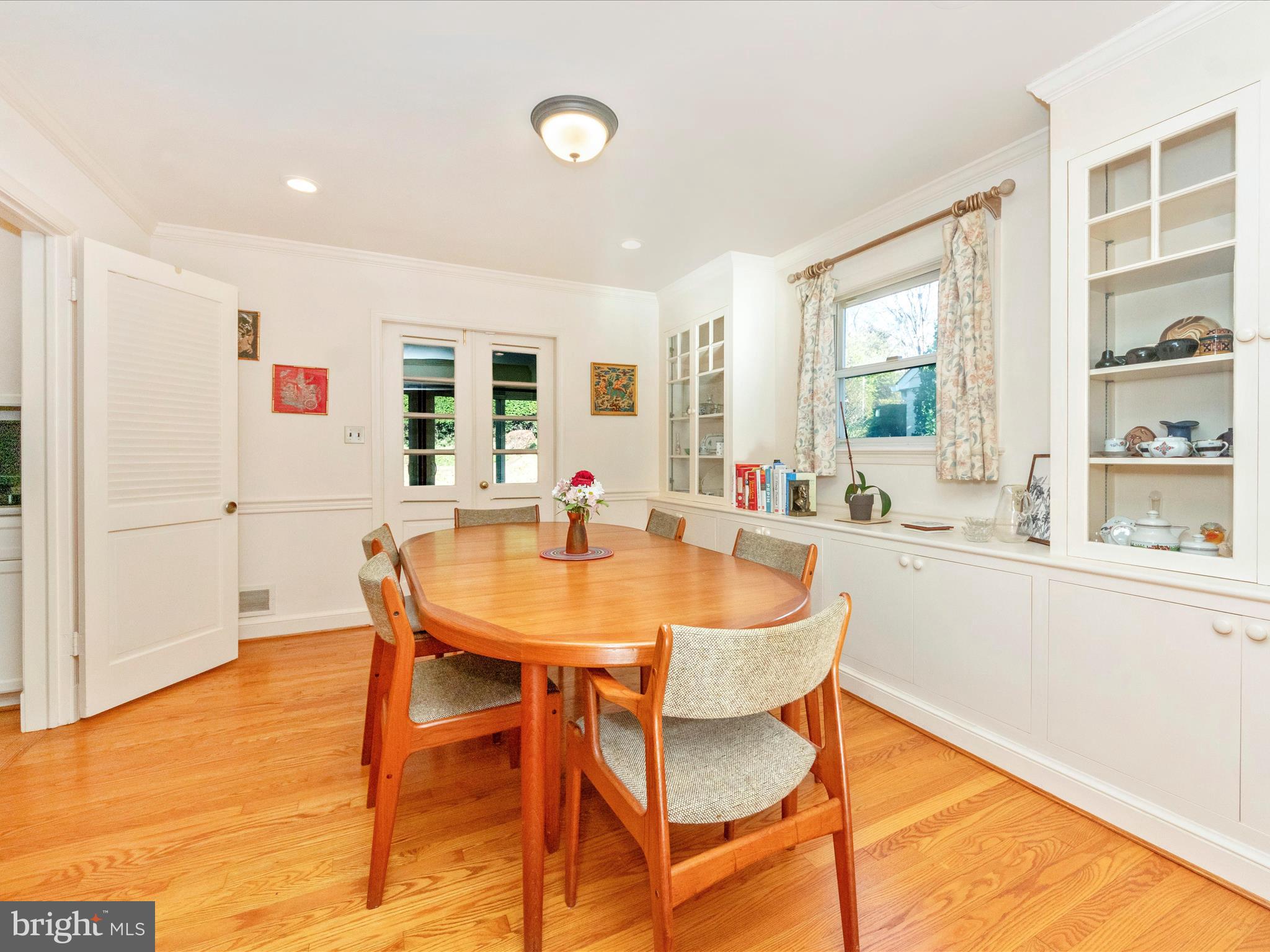 CHEVY CHASE - Residential