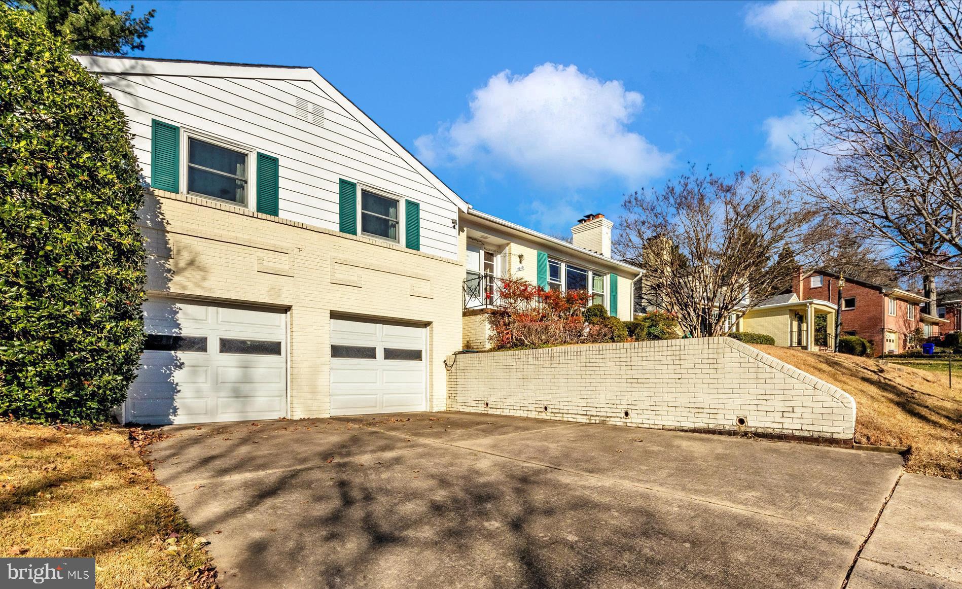 CHEVY CHASE - Residential