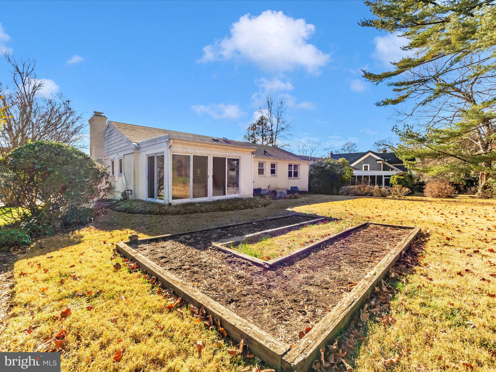 CHEVY CHASE - Residential