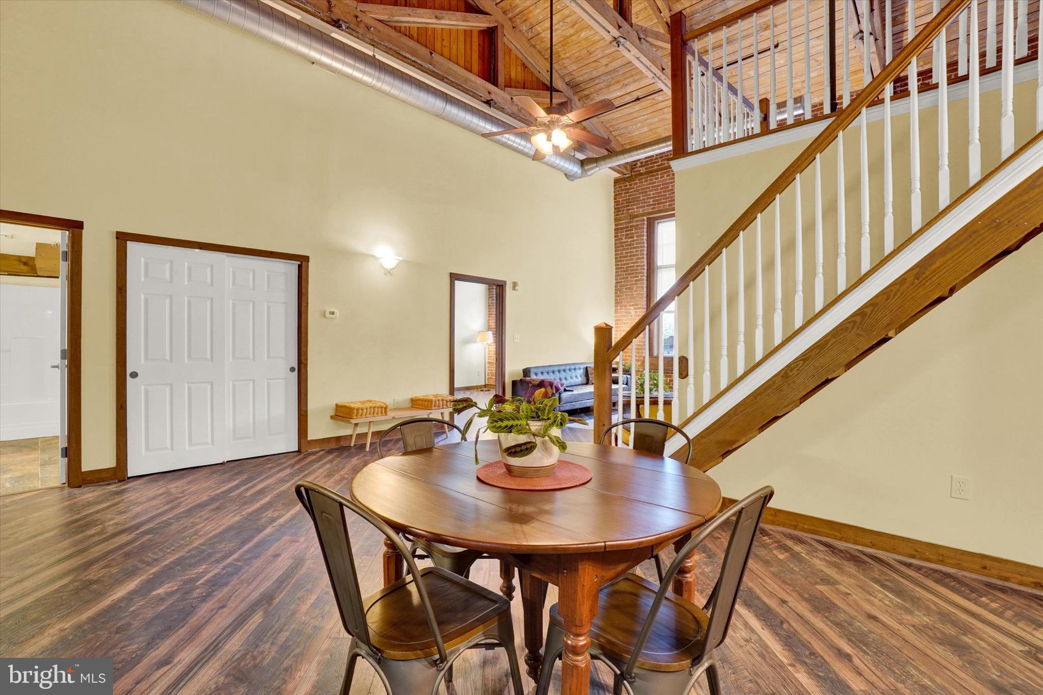 MONARCH MILLS - Residential