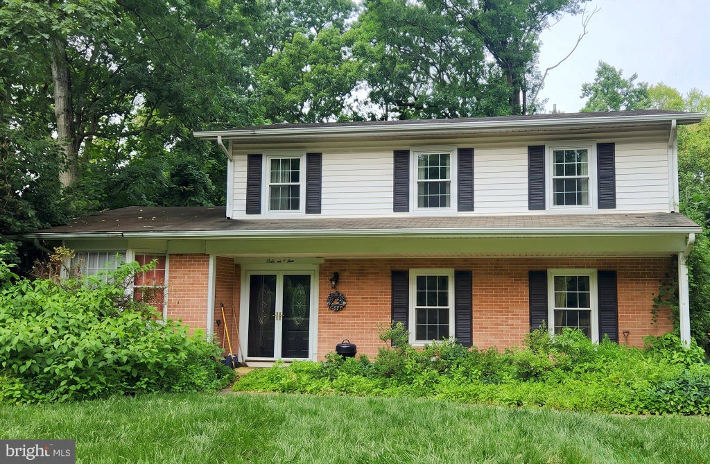 Photo of 4604 Tara Drive, FAIRFAX, VA 22032 (MLS # VAFX2344302)