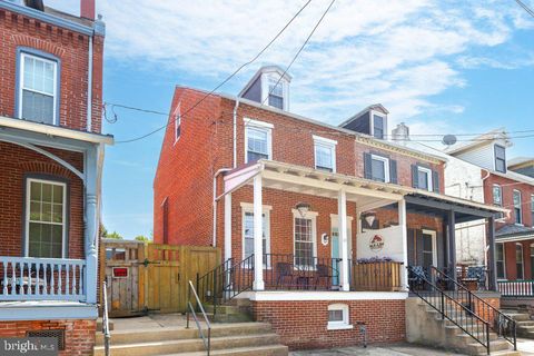 534 E ORANGE STREET LANCASTER PA 17602