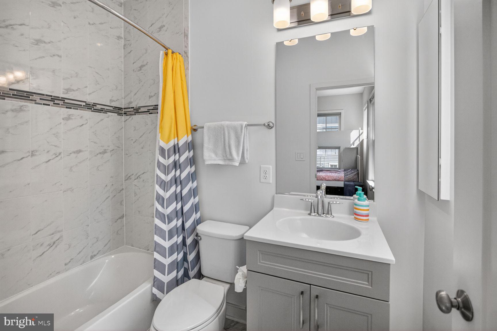 CHELSEA HEIGHTS - Residential