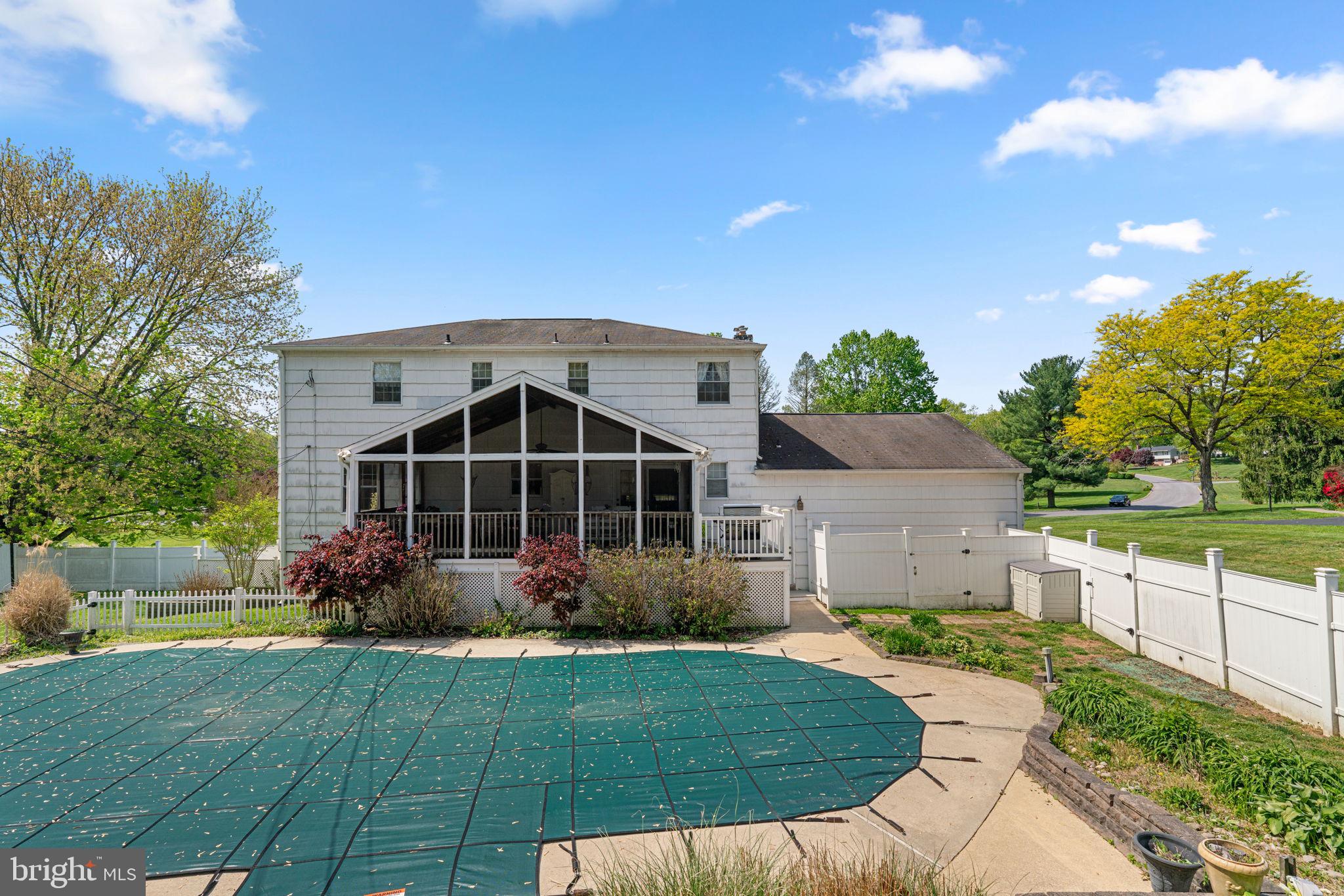 BEAVERBROOK - Residential