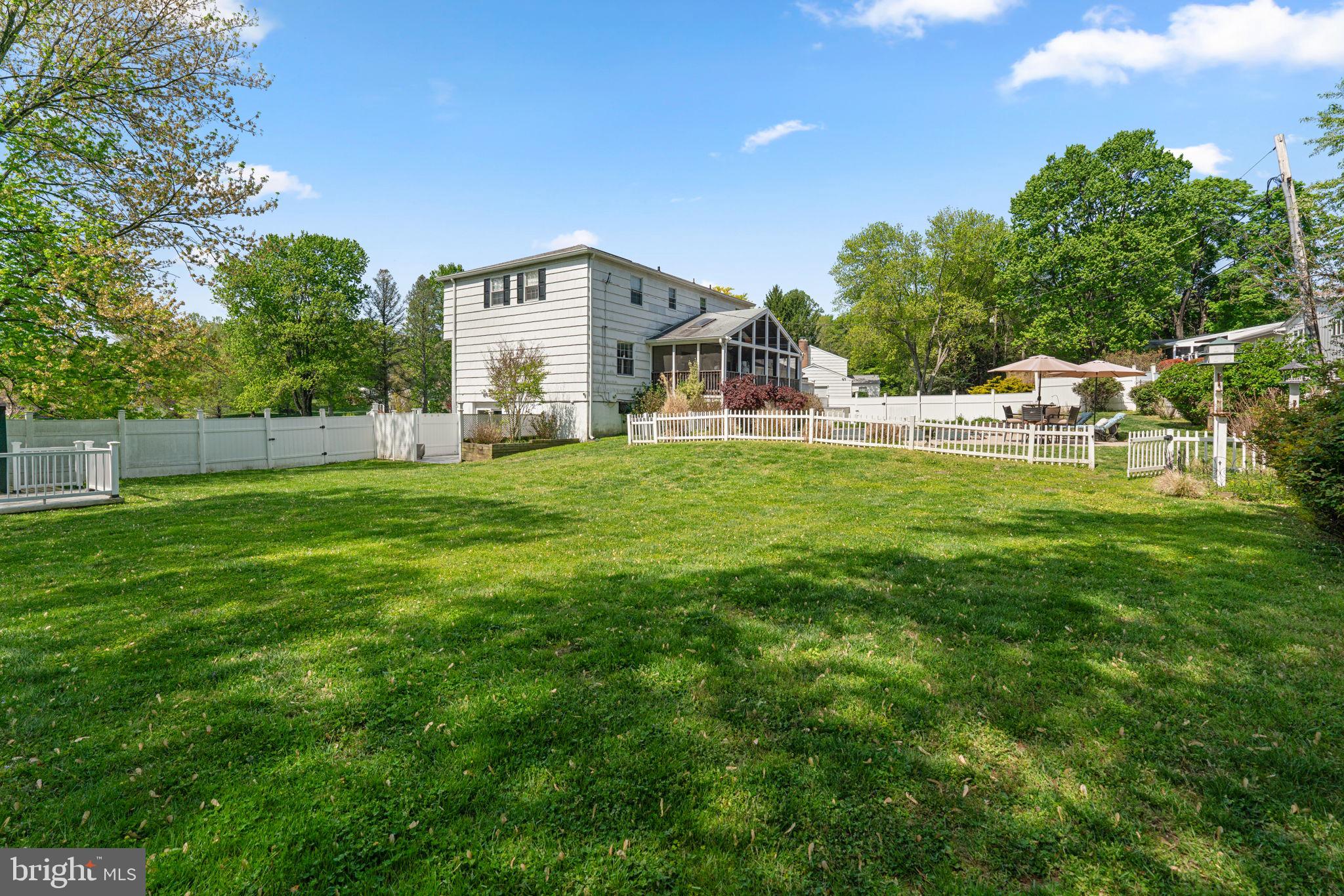 BEAVERBROOK - Residential