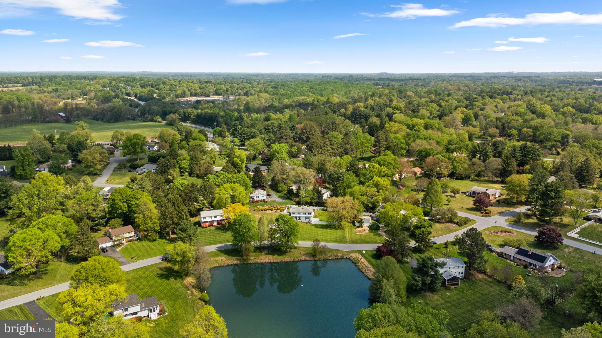 BEAVERBROOK - Residential