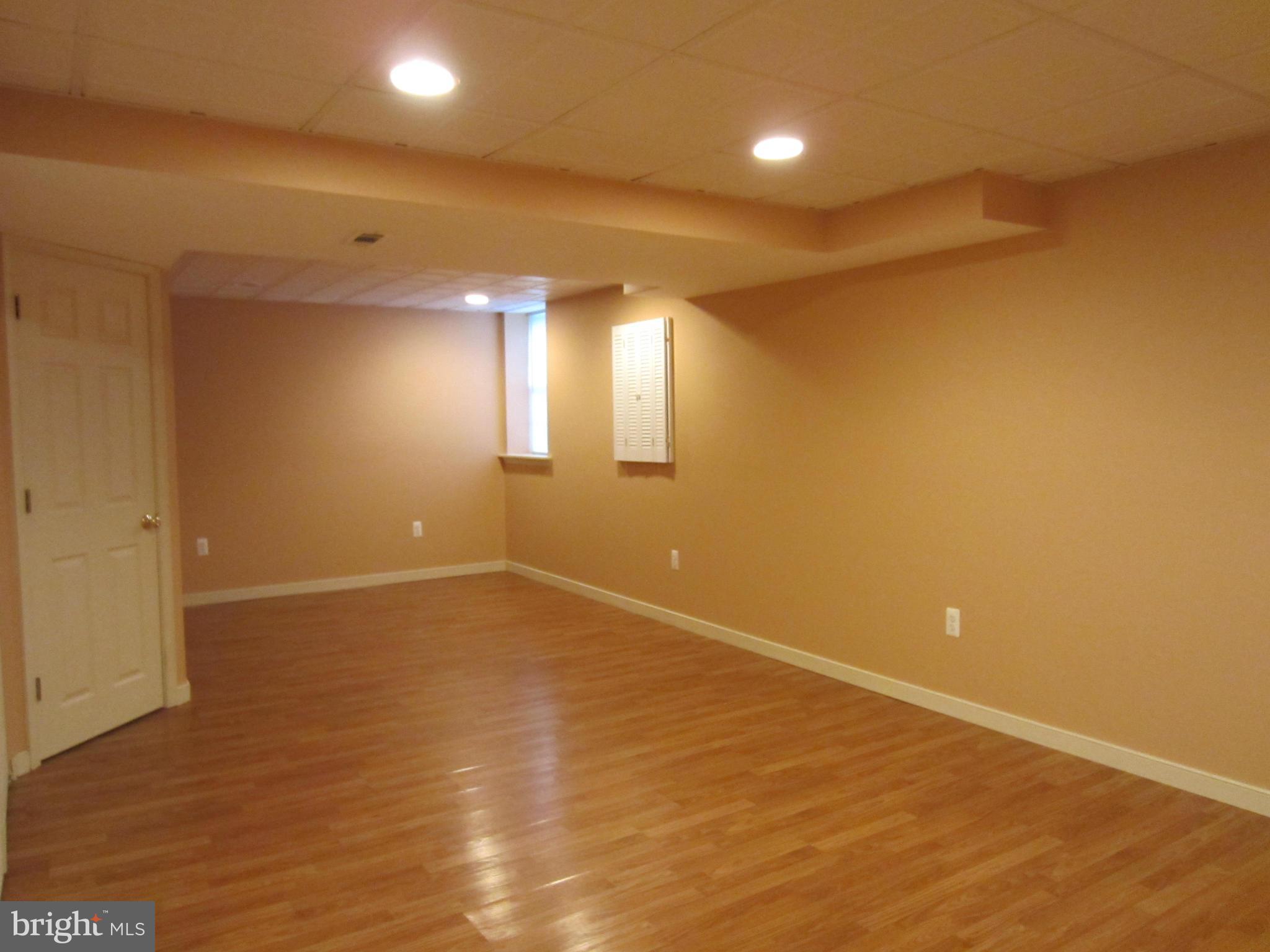 EASTERN VIEW - Residential Lease