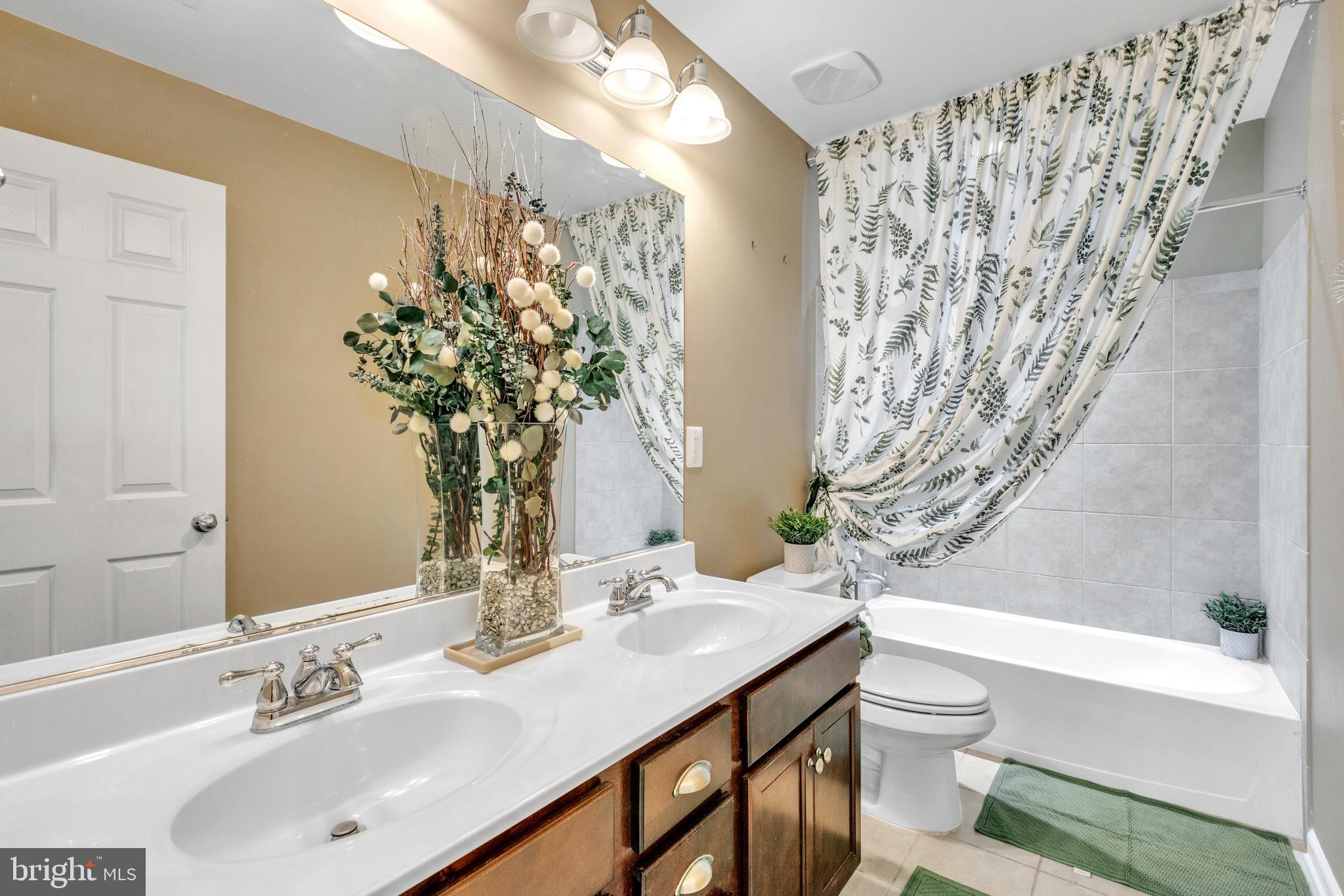 PORT POTOMAC - Residential