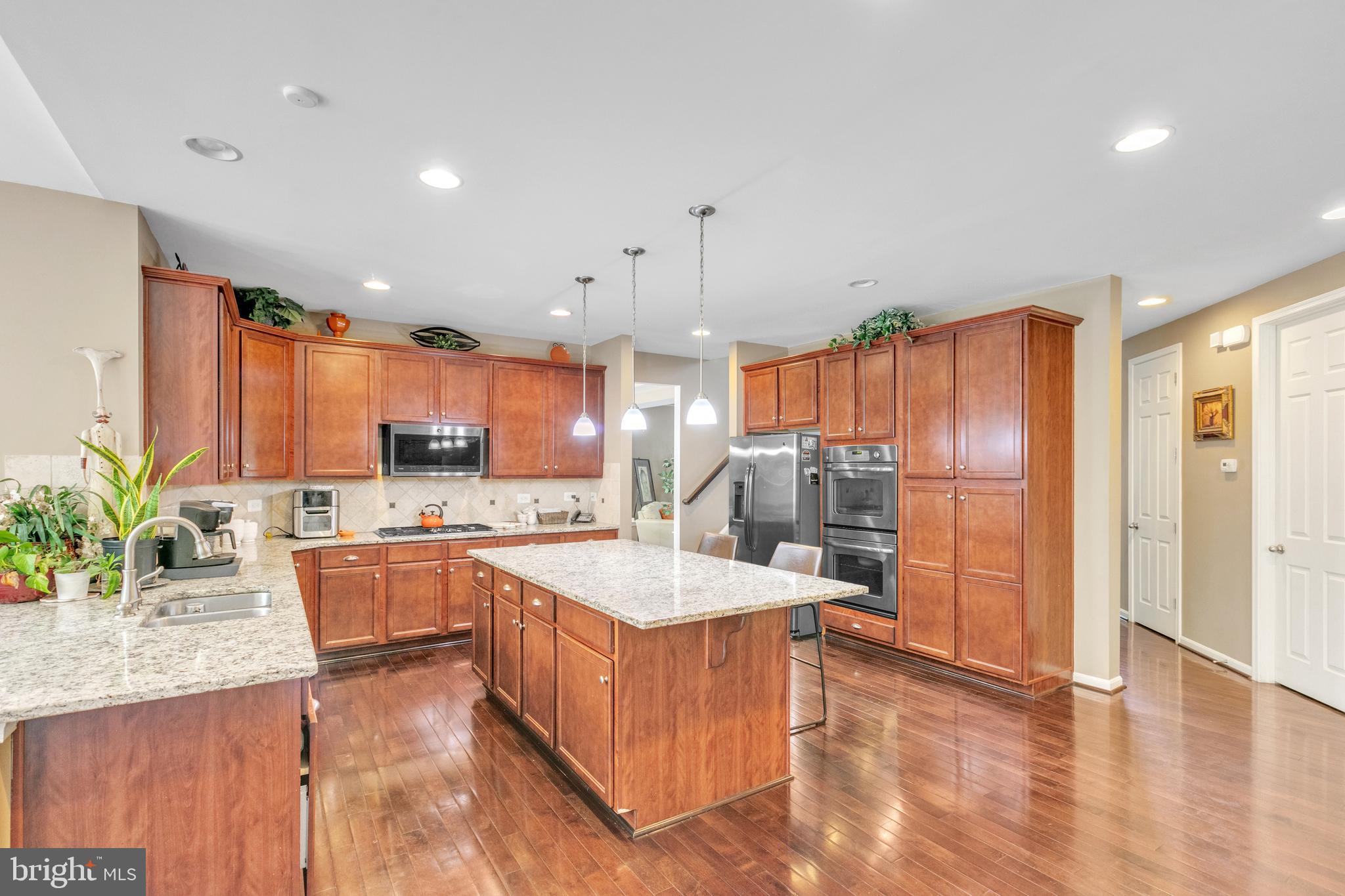 PORT POTOMAC - Residential