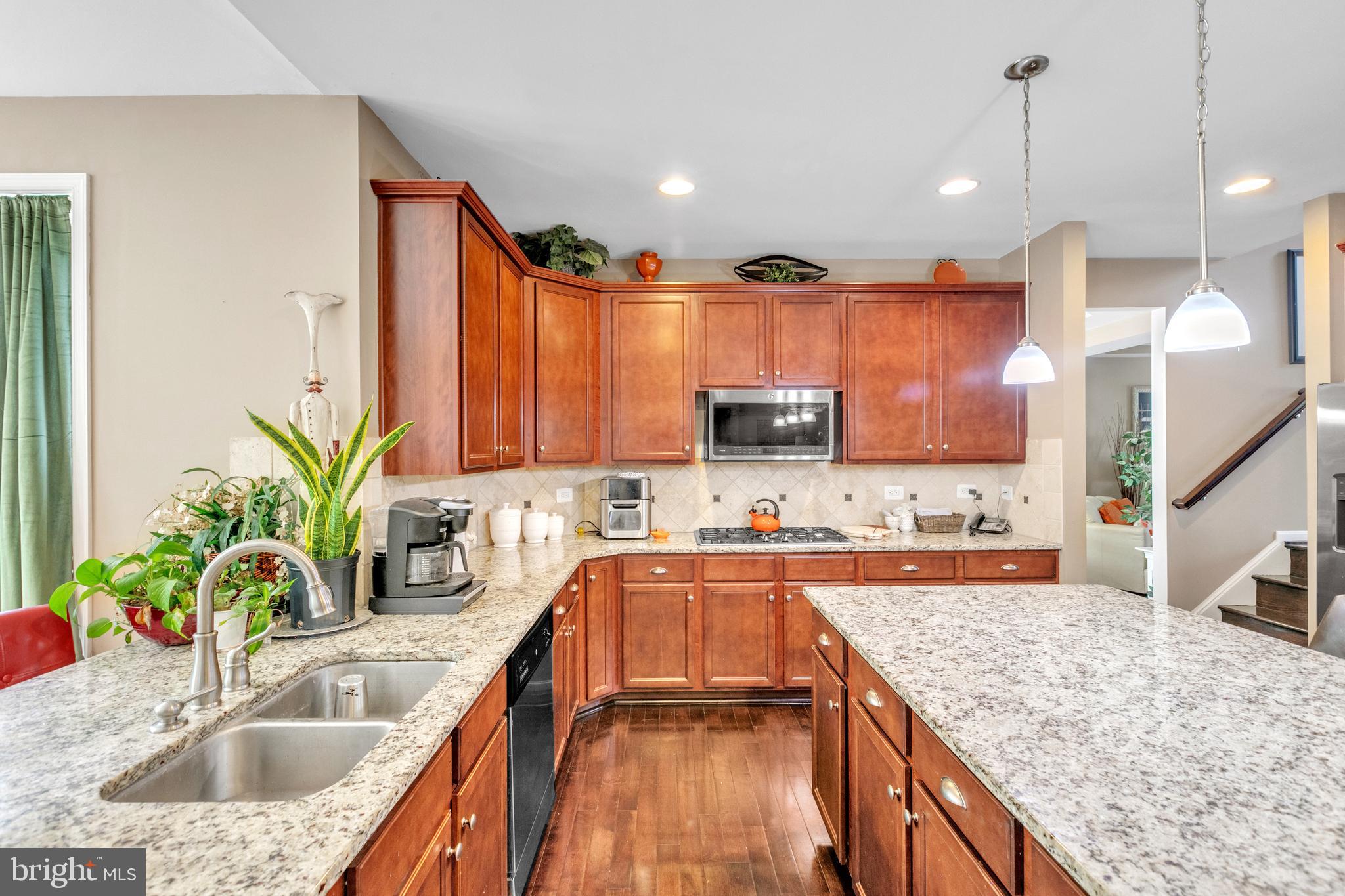 PORT POTOMAC - Residential