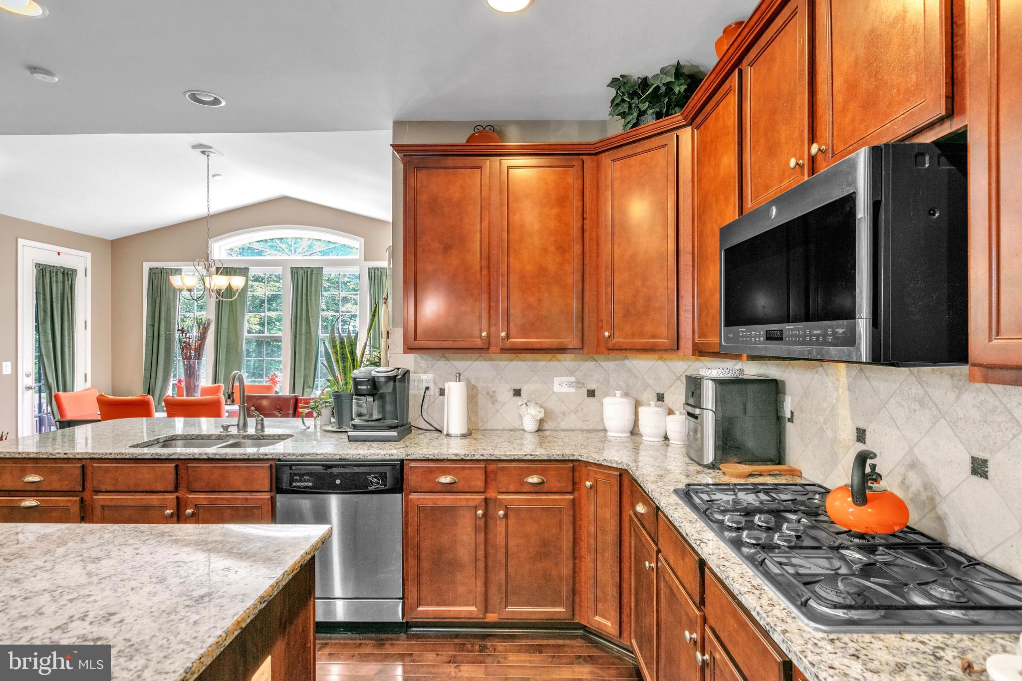 PORT POTOMAC - Residential