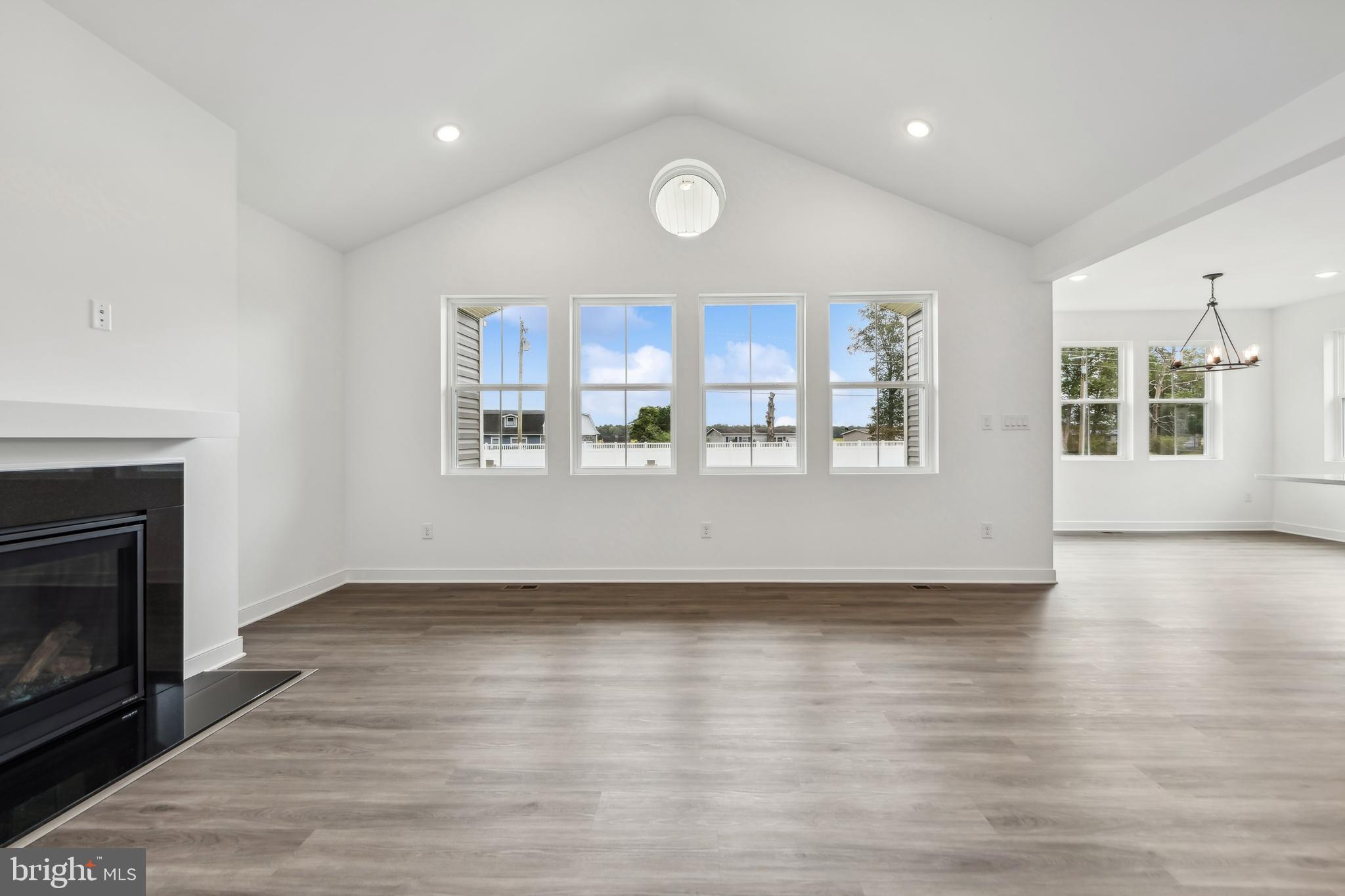 FOUR SEASONS AT HATTERAS HILLS - Residential