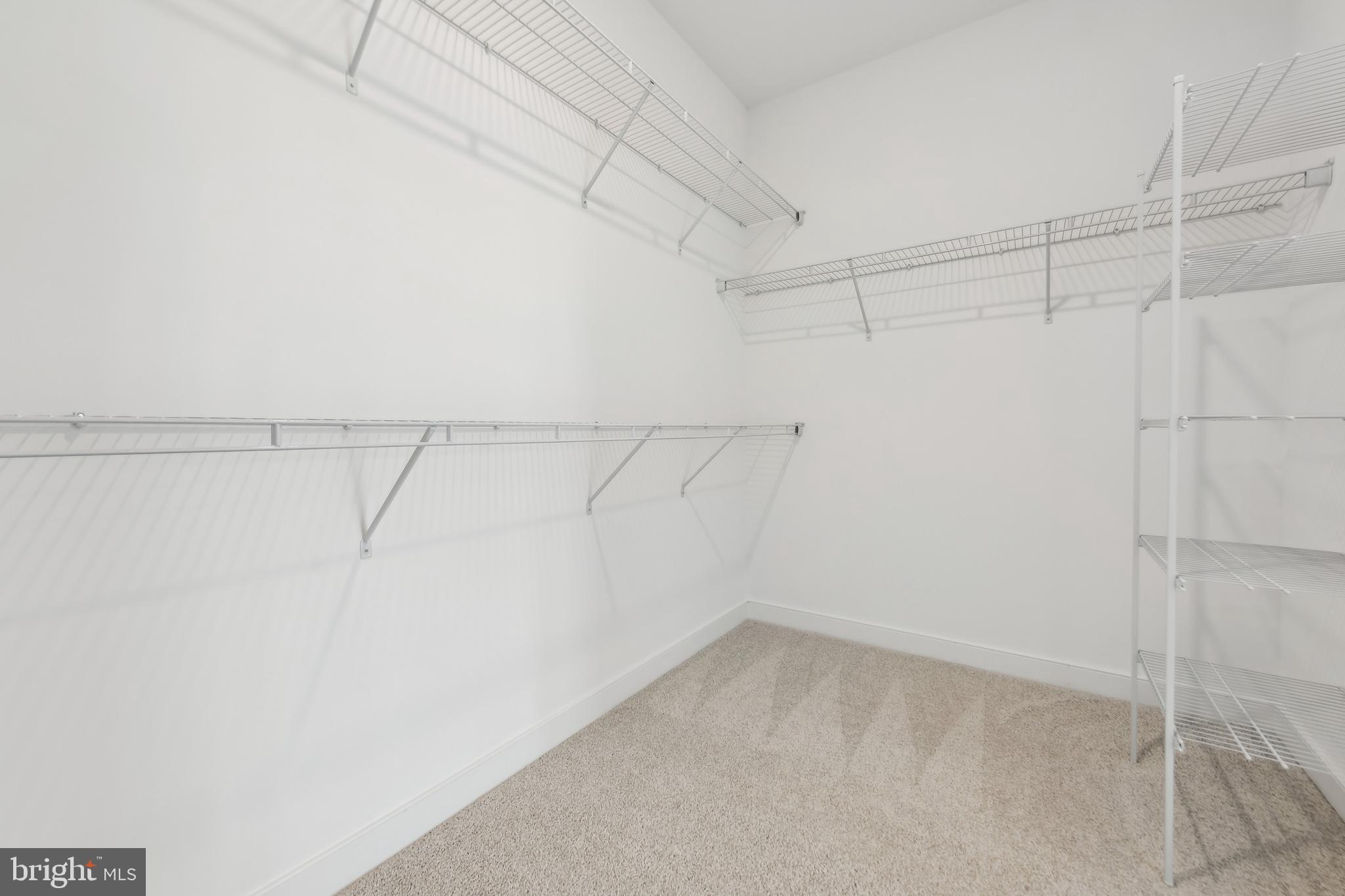 FOUR SEASONS AT HATTERAS HILLS - Residential