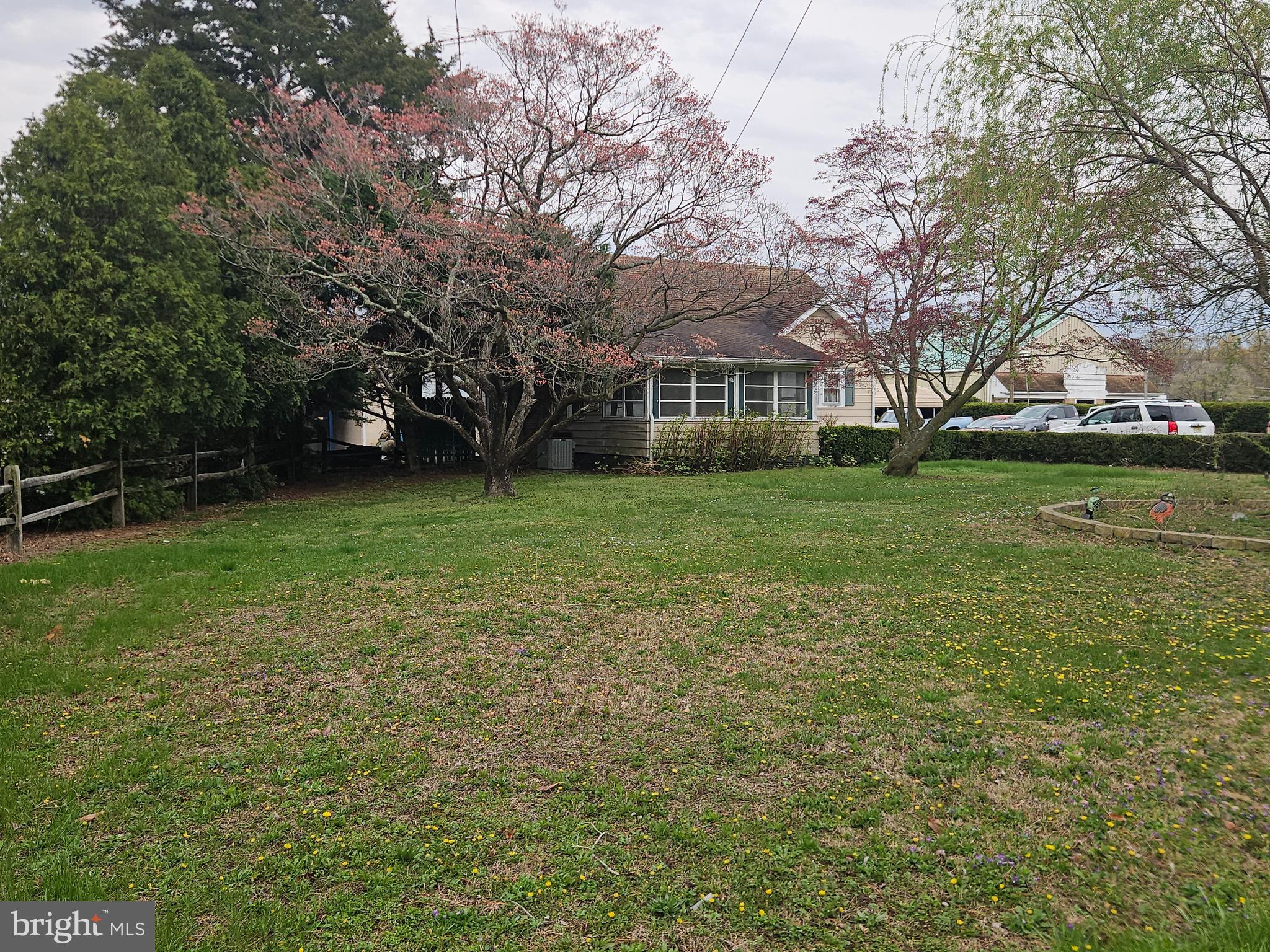 1737 S BURLINGTON ROAD