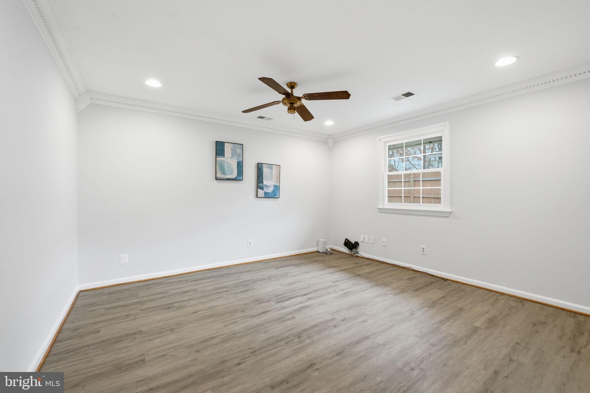 WOODLEY - Residential