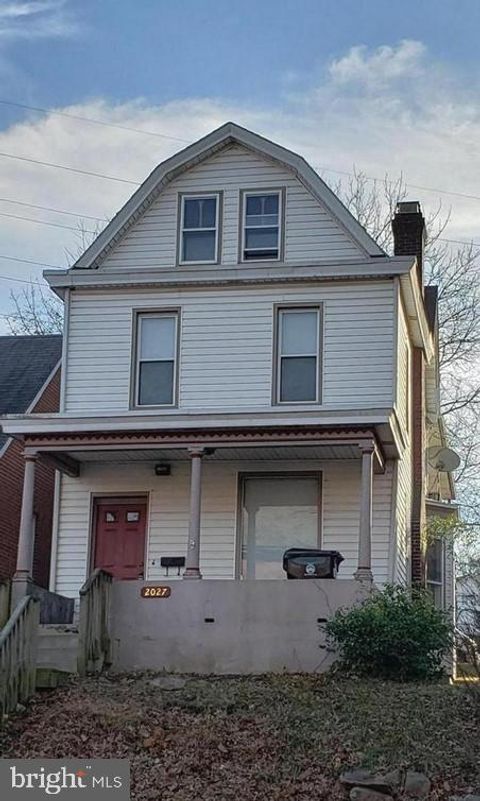 Photo of 2027 Derry Street, HARRISBURG, PA 17104 (MLS # PADA2051004) Photo of 2027 Derry Street, HARRISBURG, PA 17104 (MLS # PADA2051004)