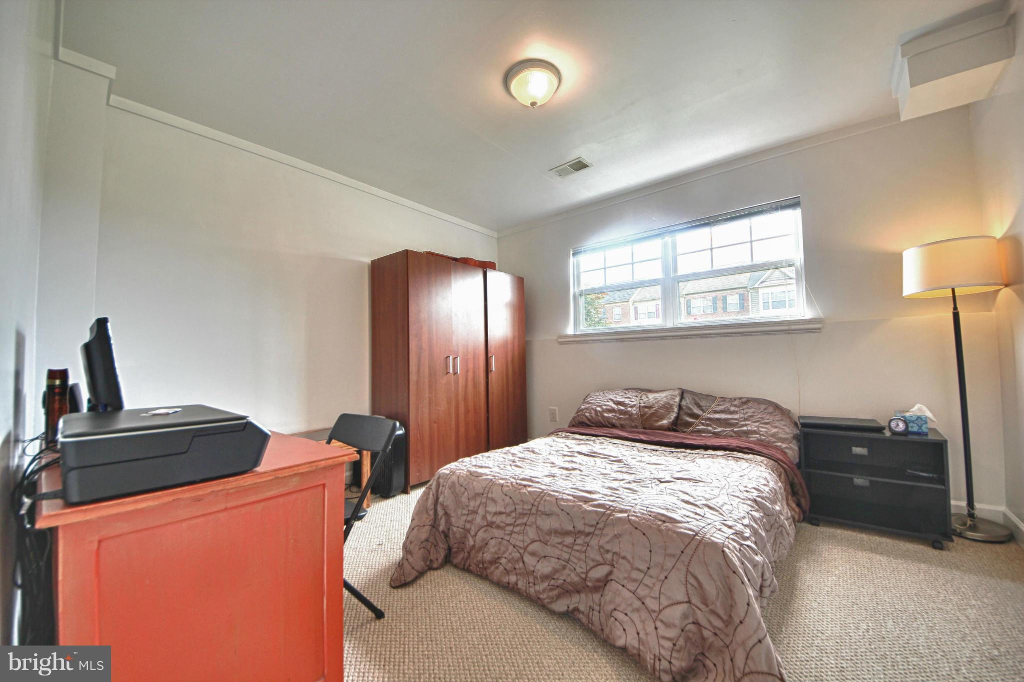 RIVER OAKS - Residential