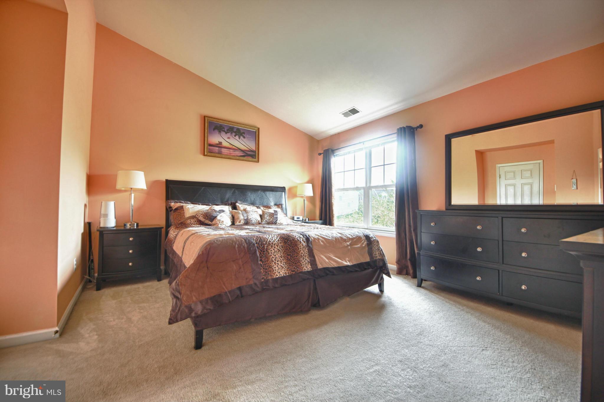 RIVER OAKS - Residential