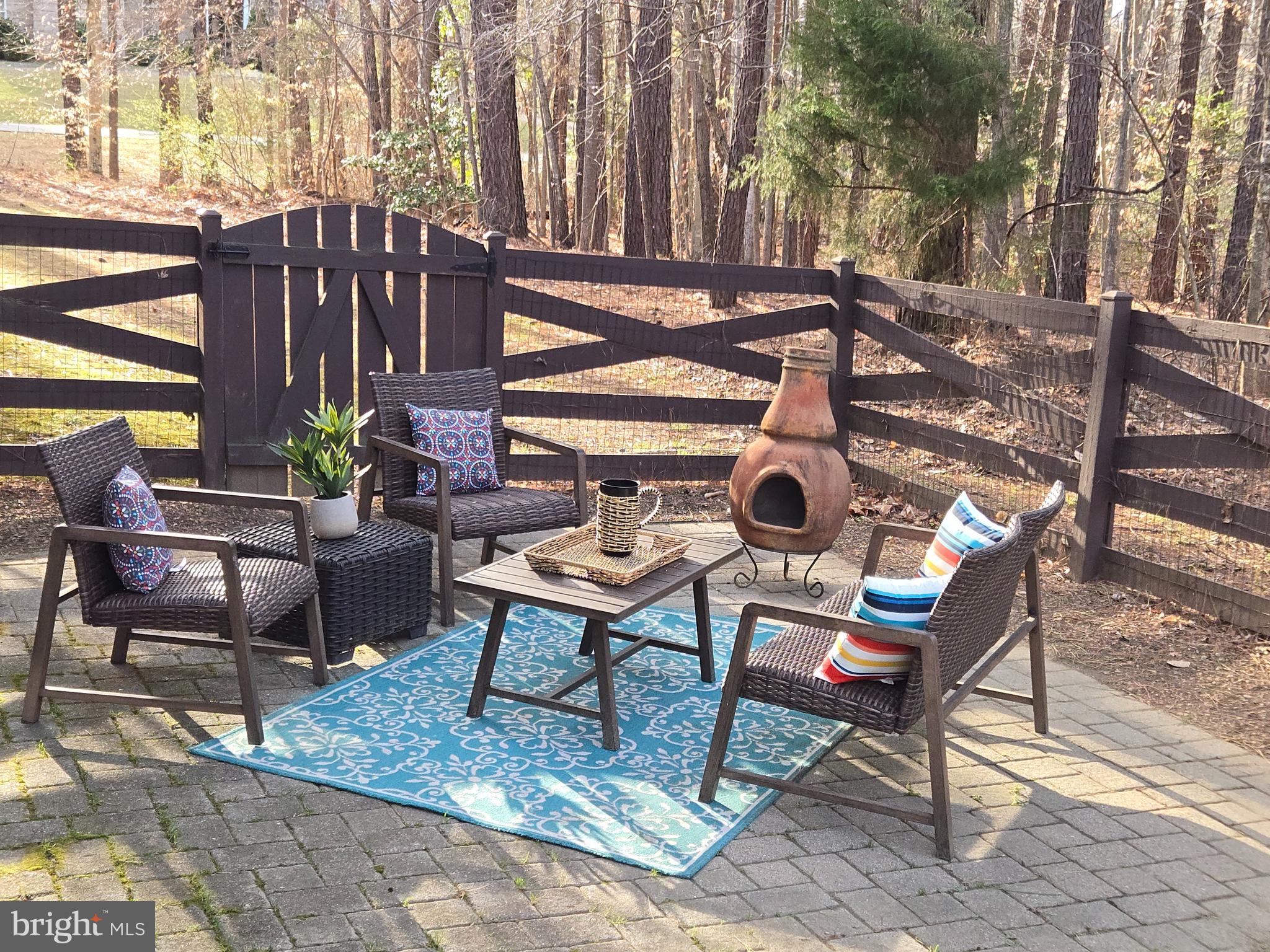 SEVEN LAKES - Residential