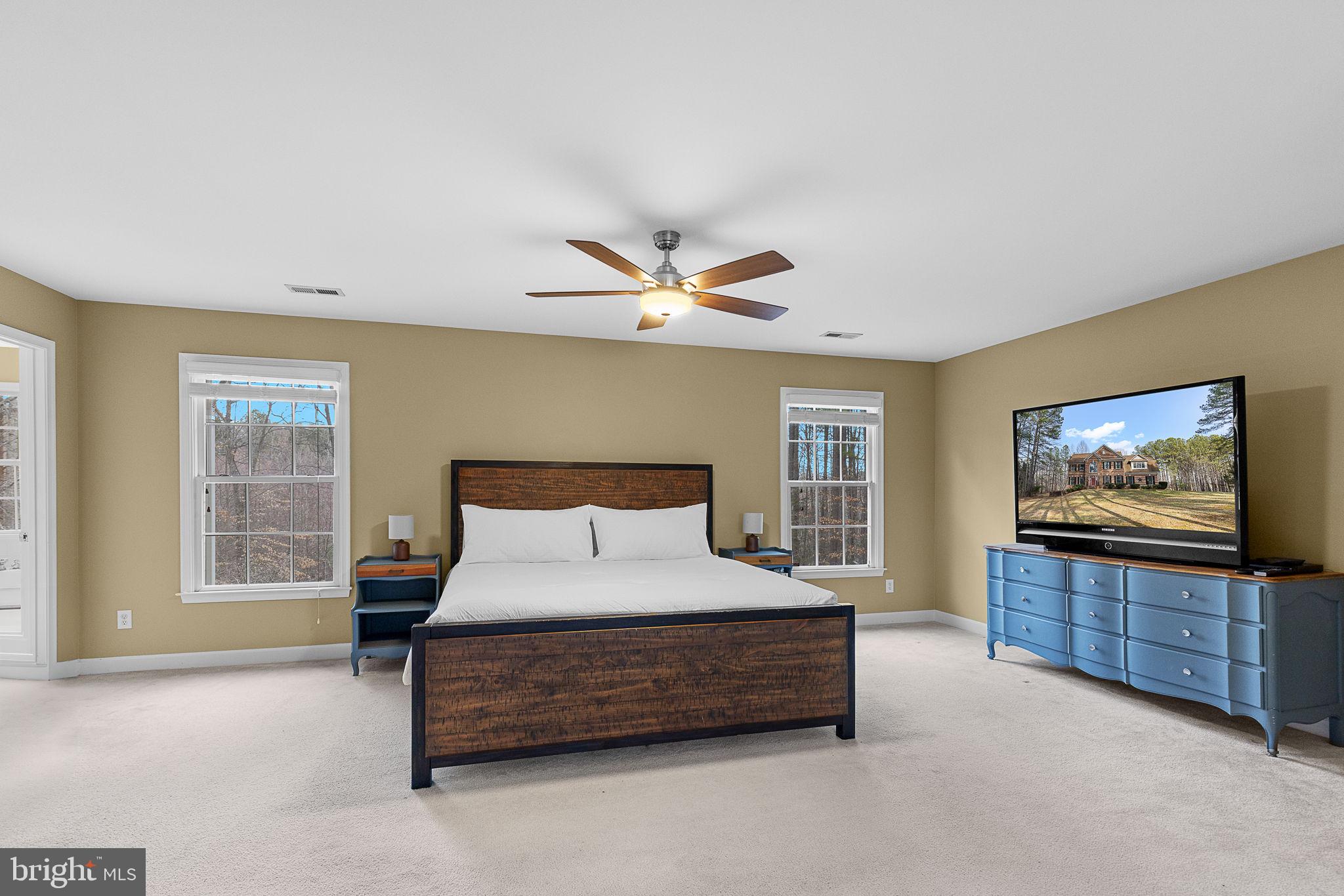 SEVEN LAKES - Residential