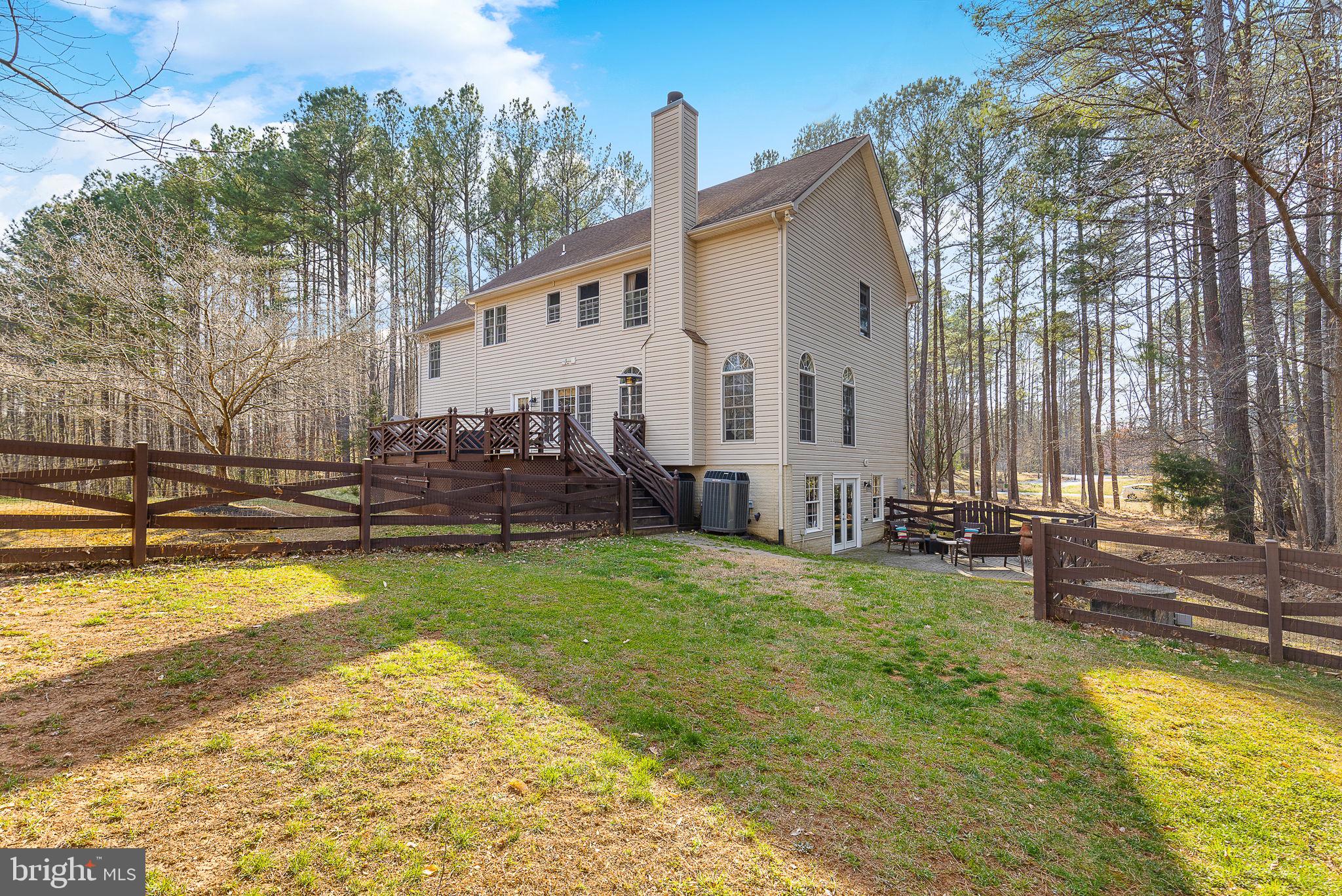 SEVEN LAKES - Residential