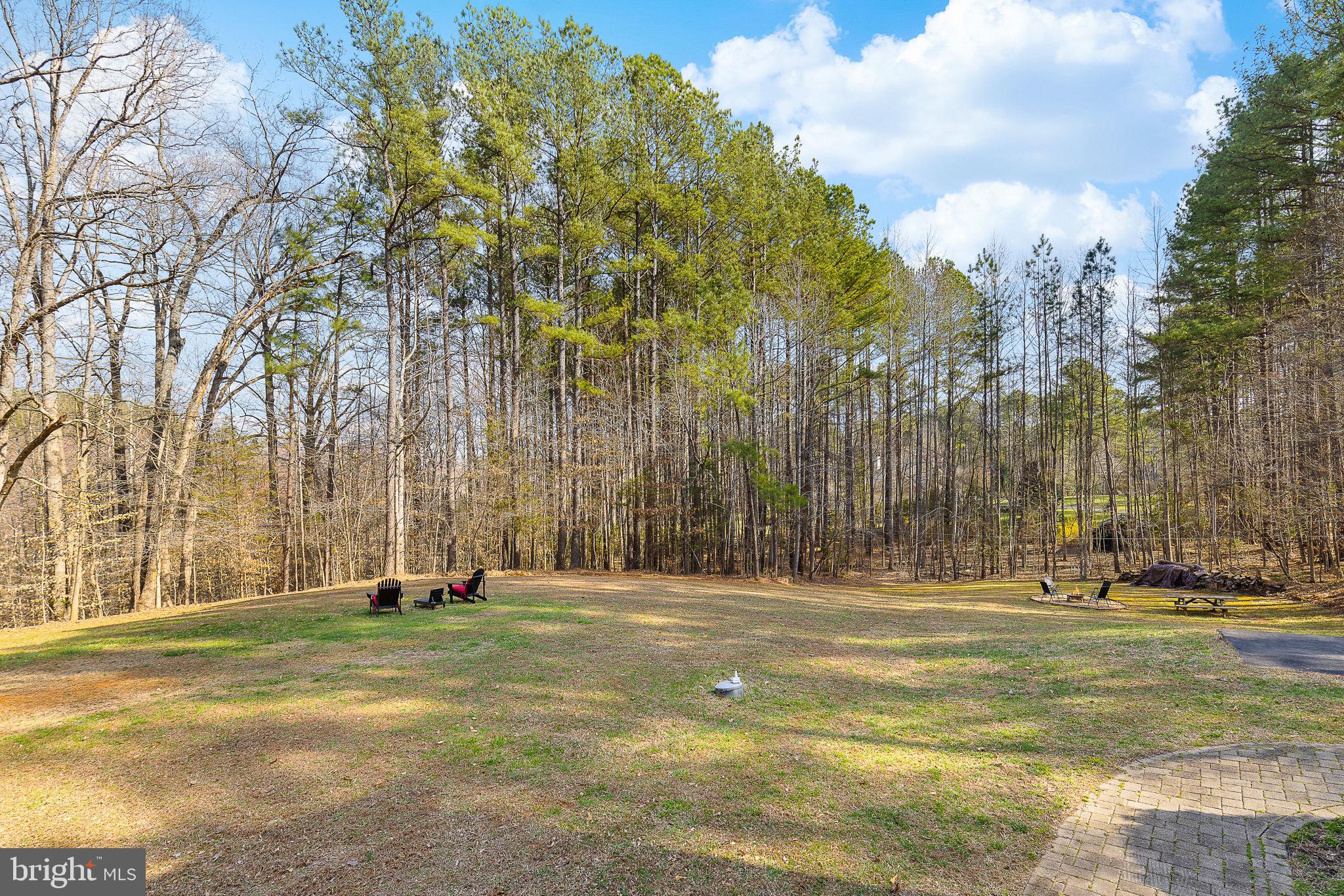 SEVEN LAKES - Residential