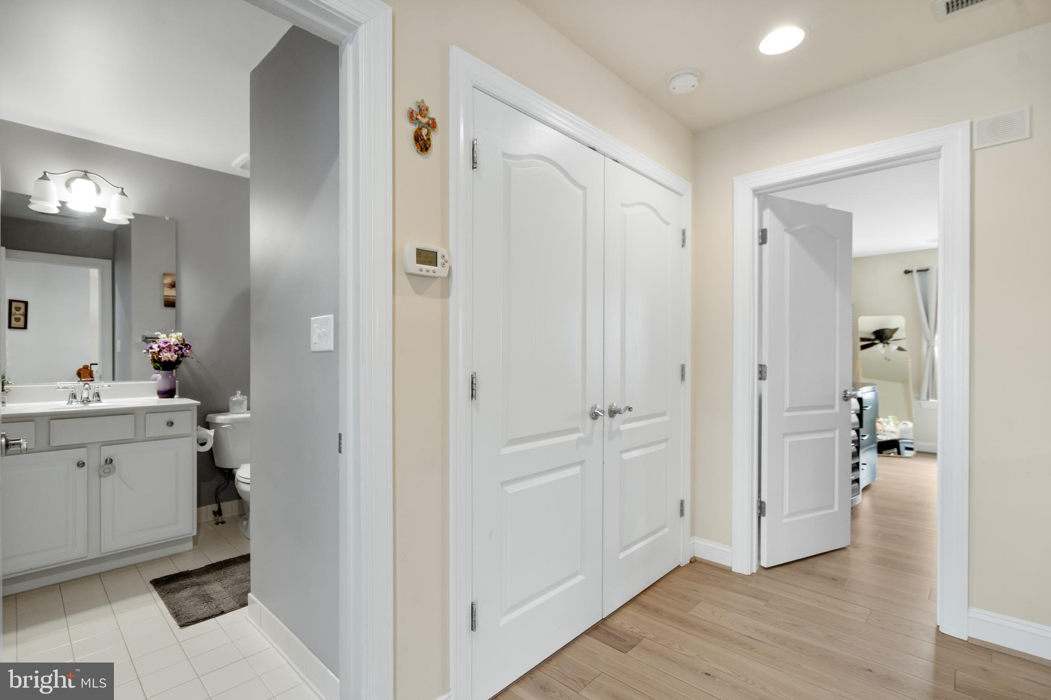 DEVONSHIRE - Residential Lease