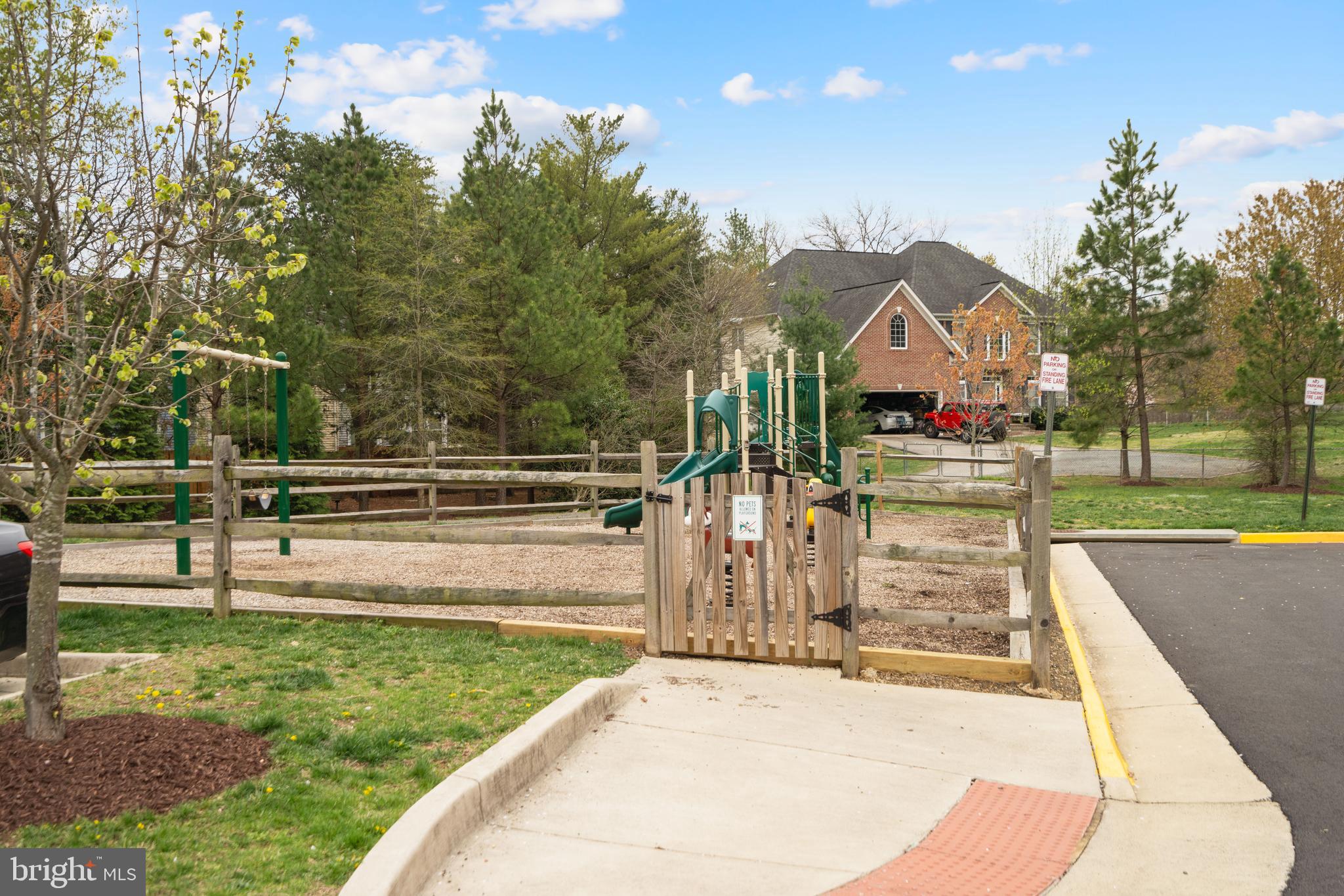 DEVONSHIRE - Residential Lease