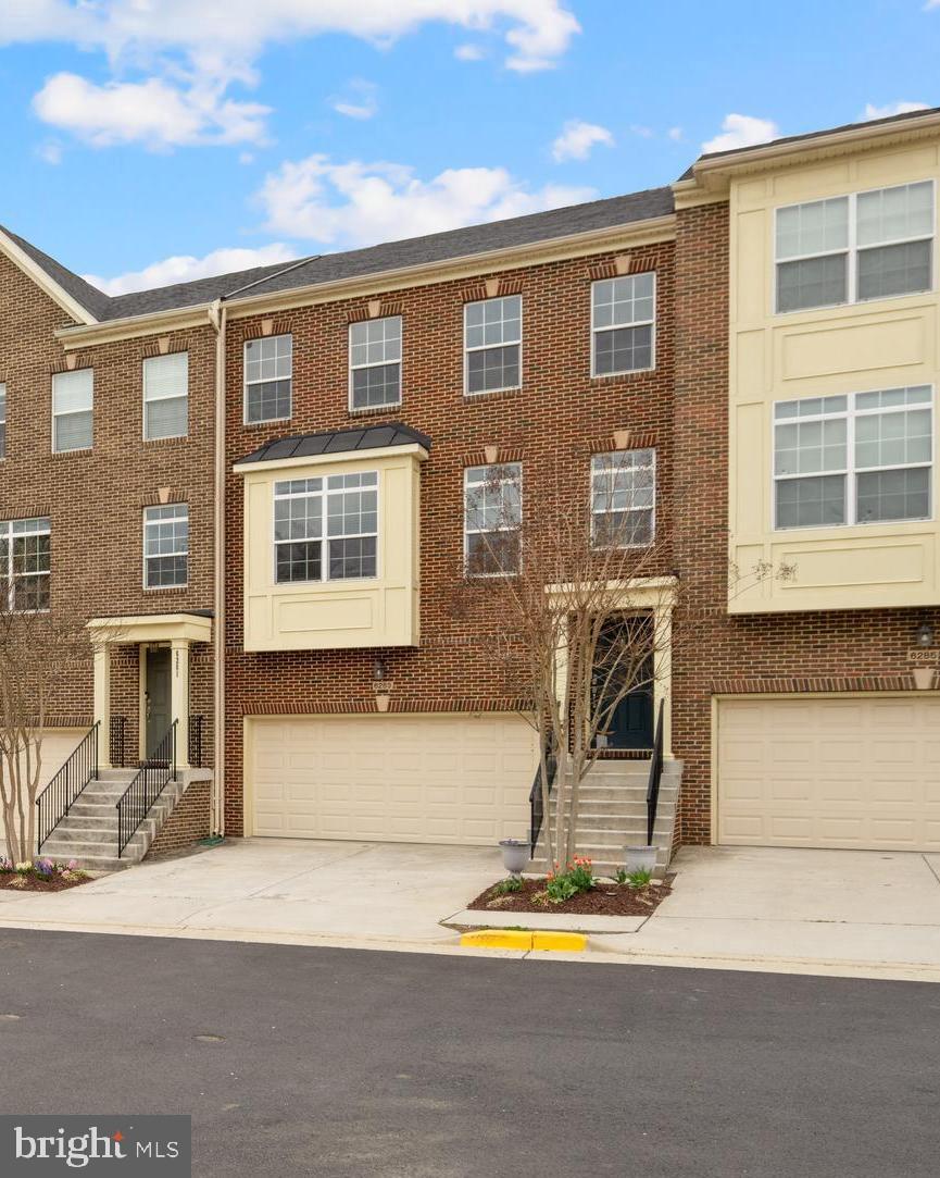 DEVONSHIRE - Residential Lease