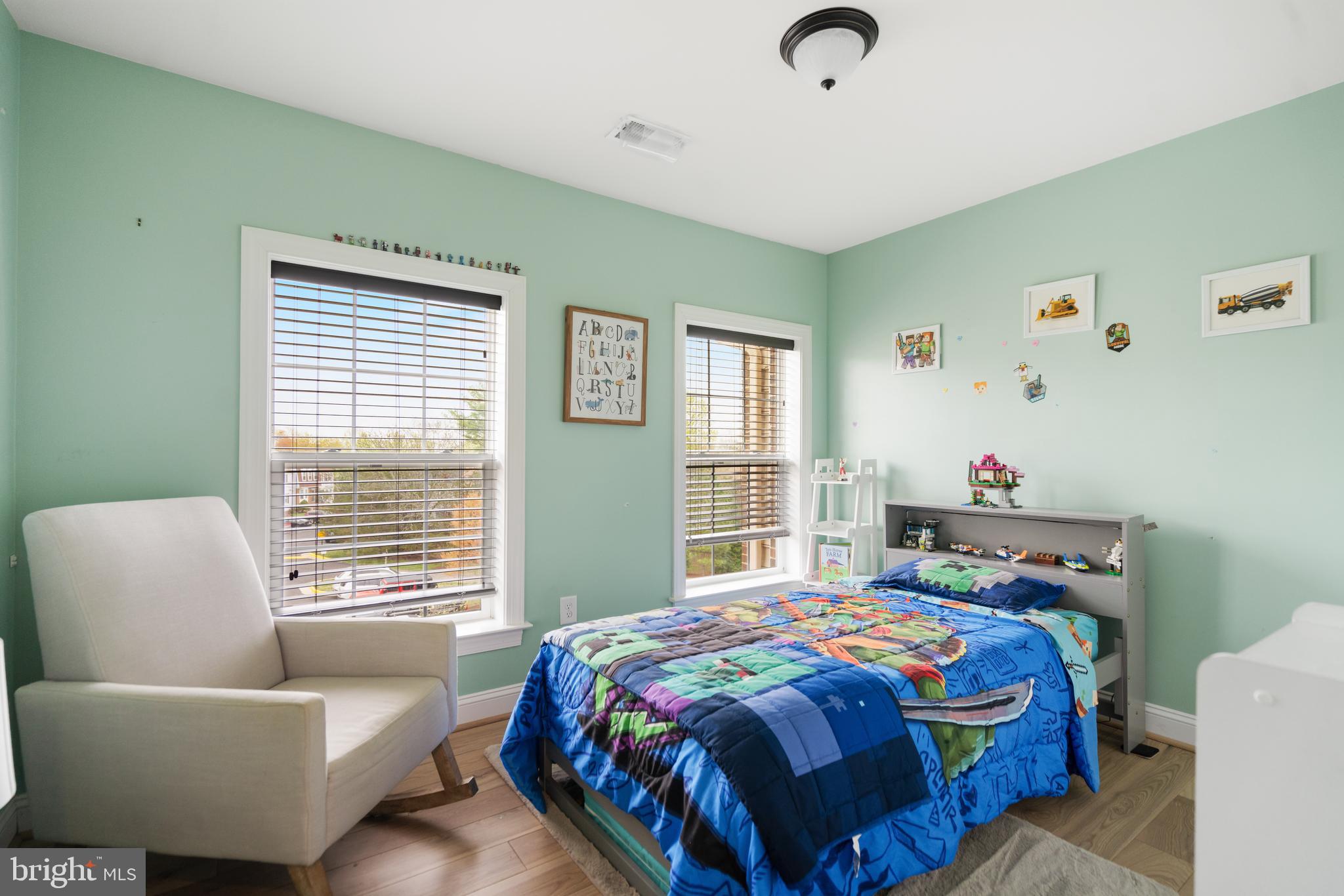 DEVONSHIRE - Residential Lease