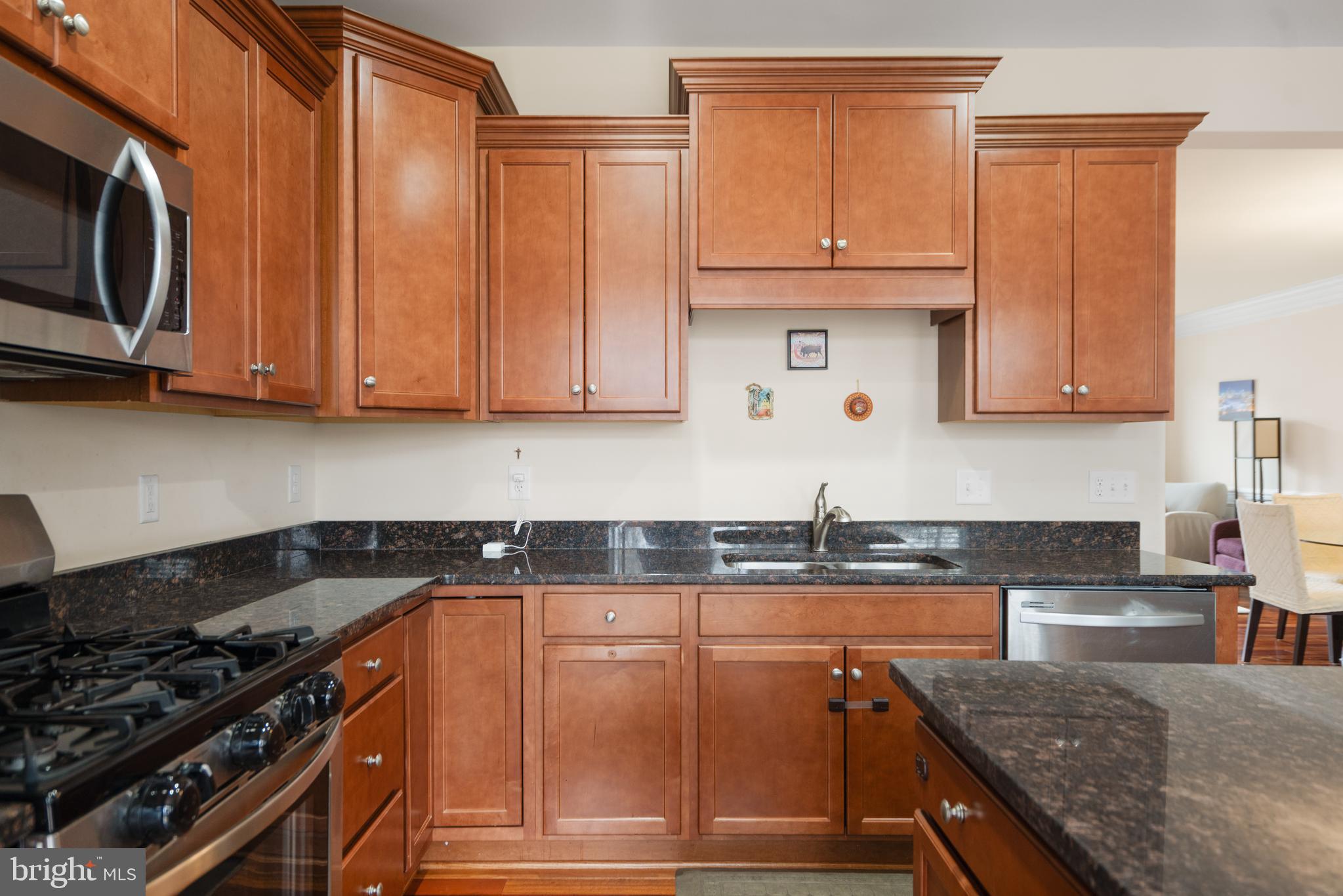 DEVONSHIRE - Residential Lease