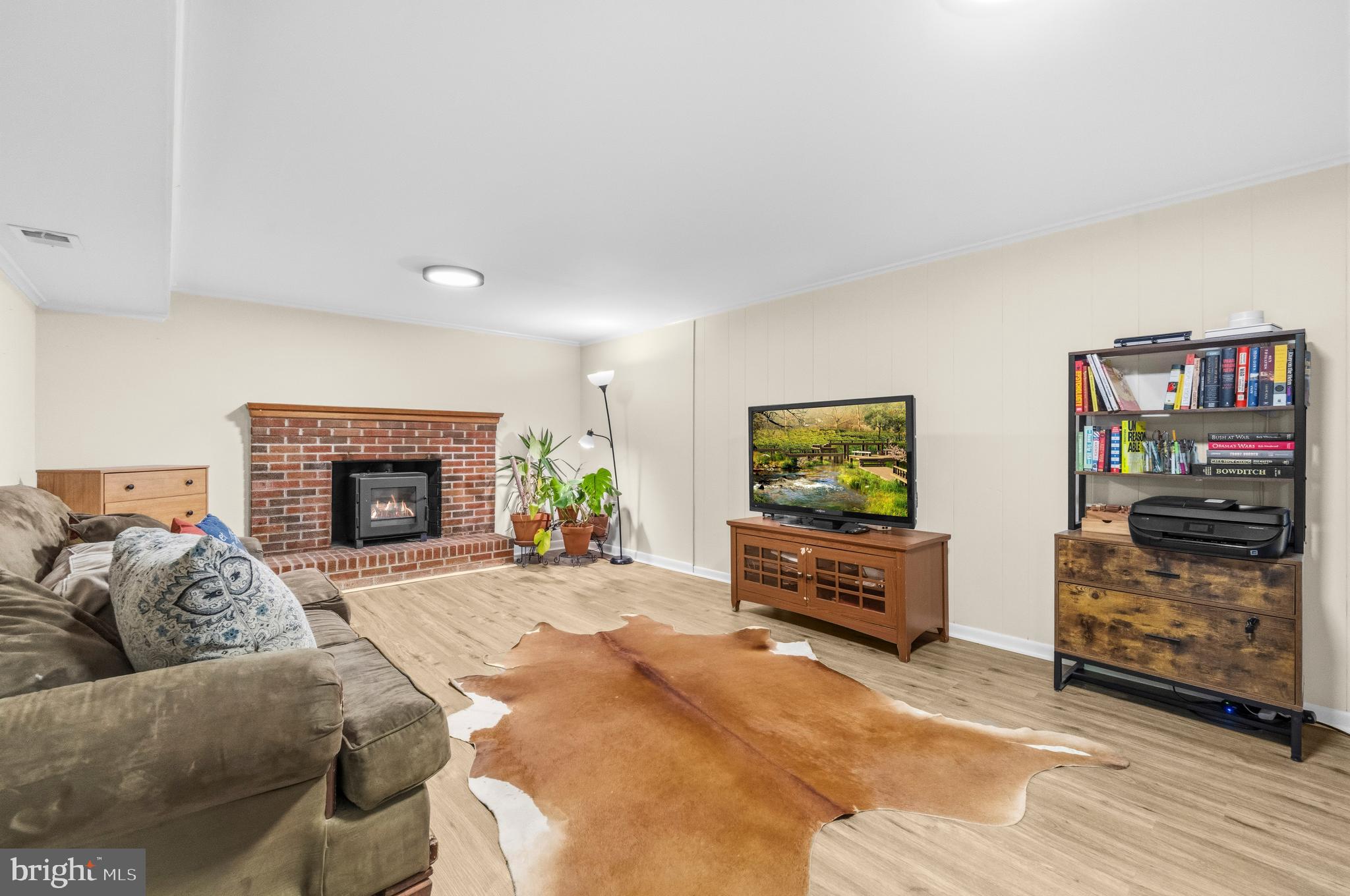 COLLEGE PARK WOODS - Residential