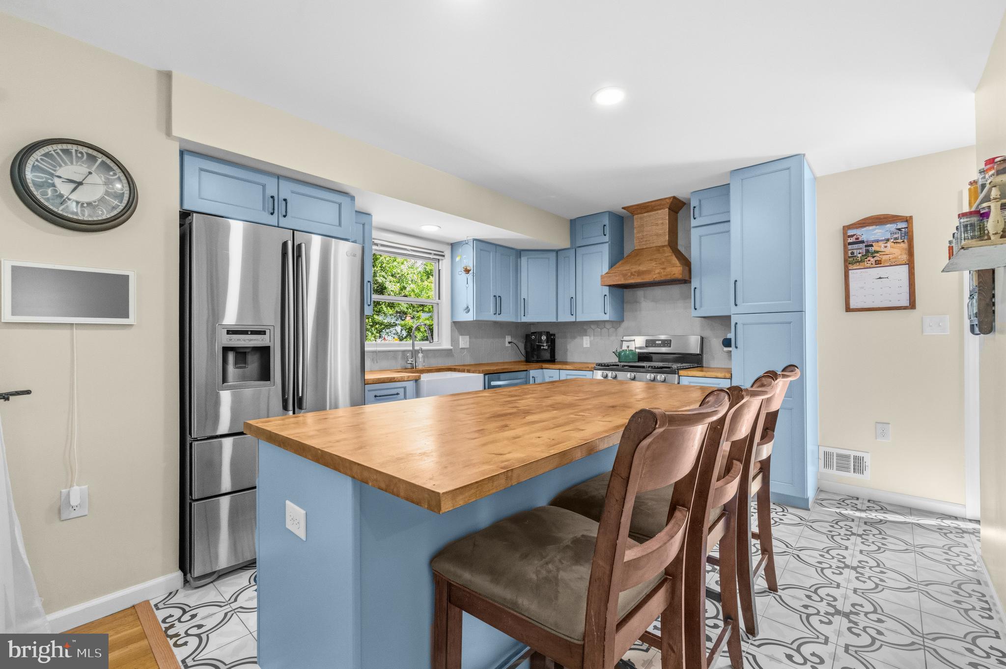 COLLEGE PARK WOODS - Residential