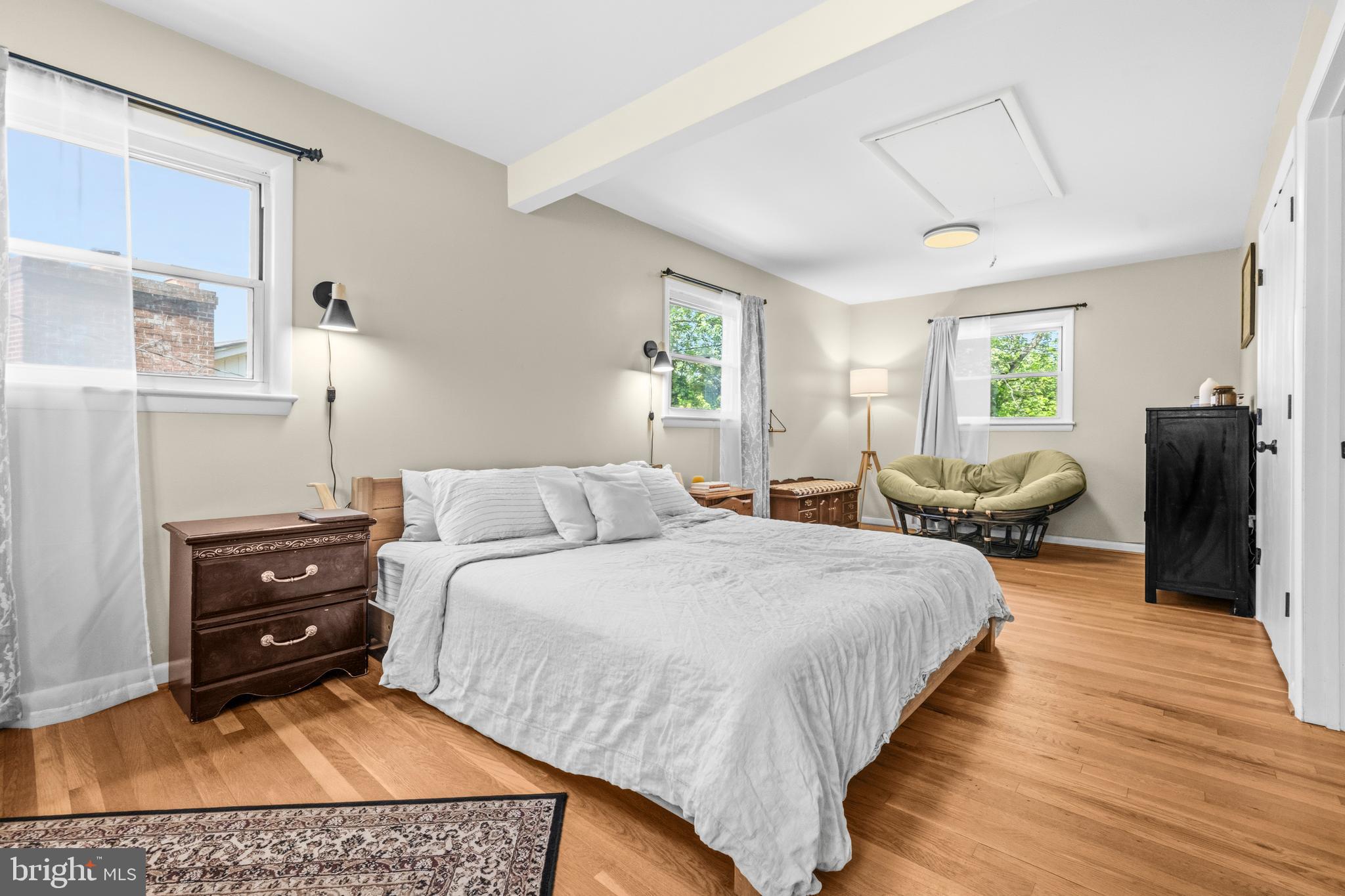 COLLEGE PARK WOODS - Residential