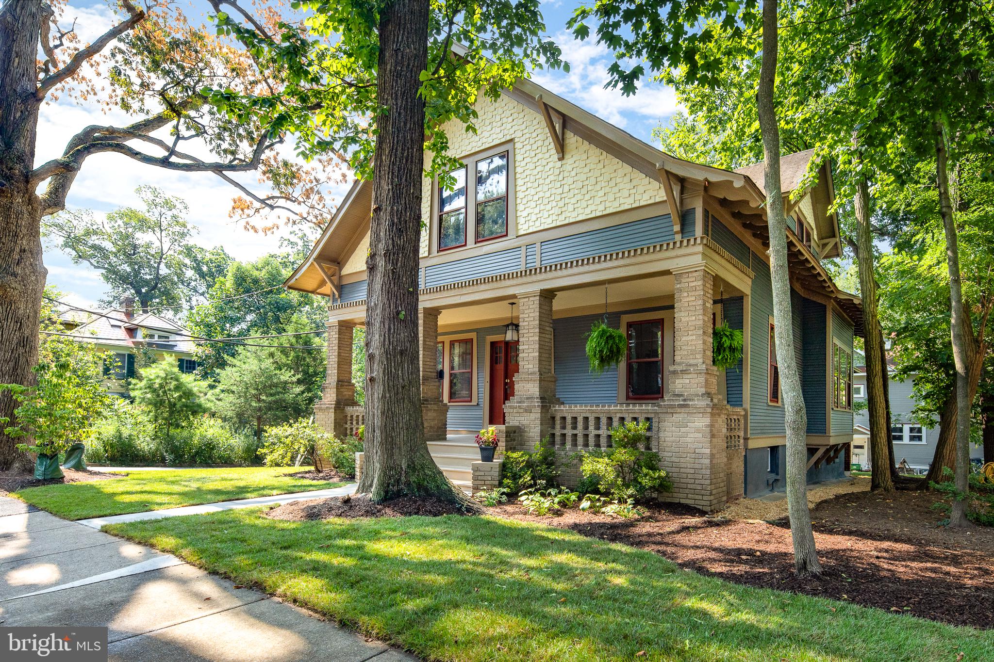 MAYWOOD - Residential