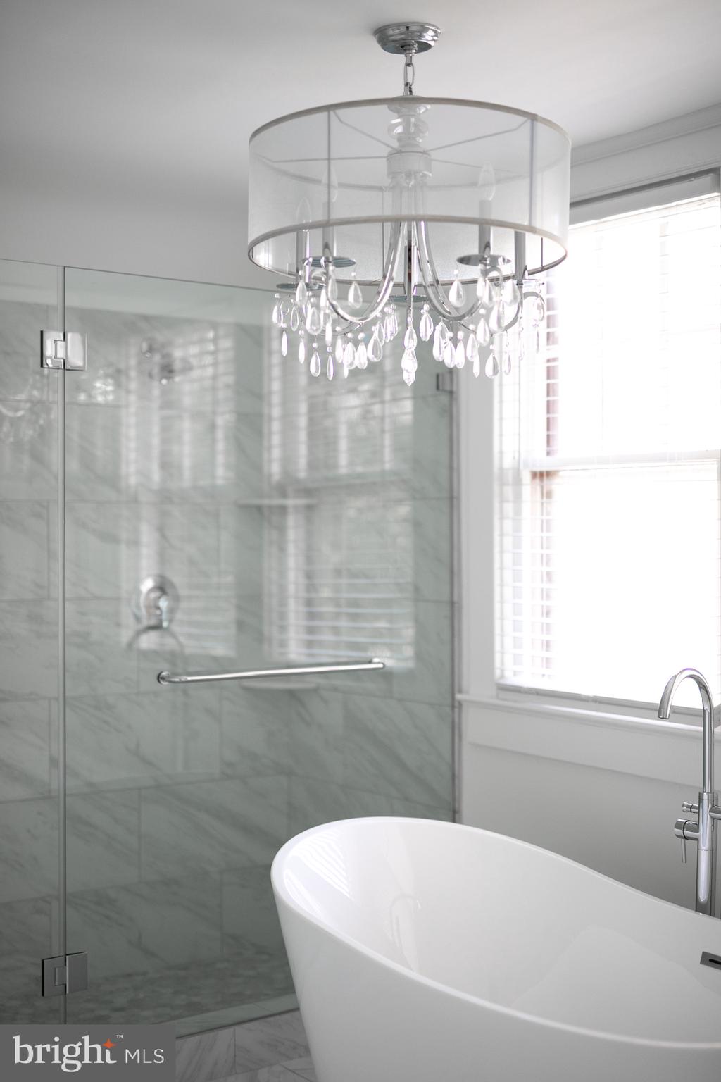 MAYWOOD - Residential