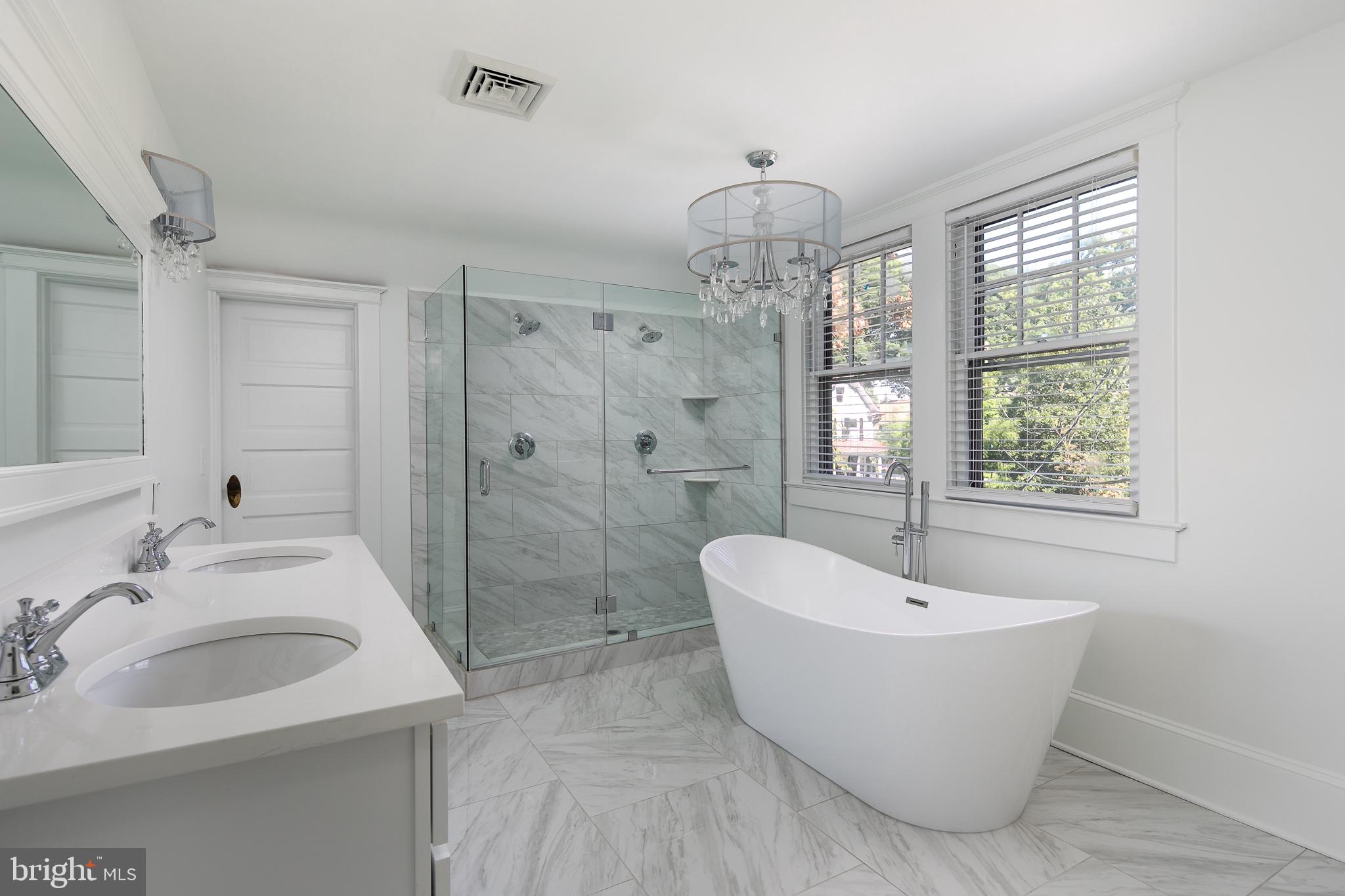 MAYWOOD - Residential