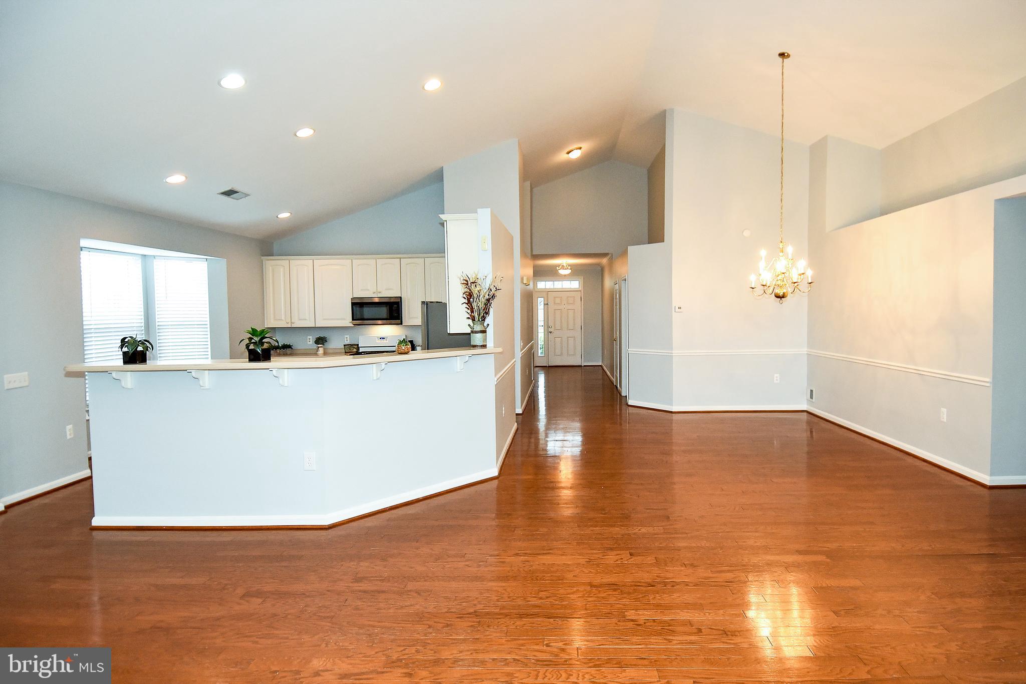 FOUR SEASONS IN HISTORIC VIRGINIA - Residential Lease