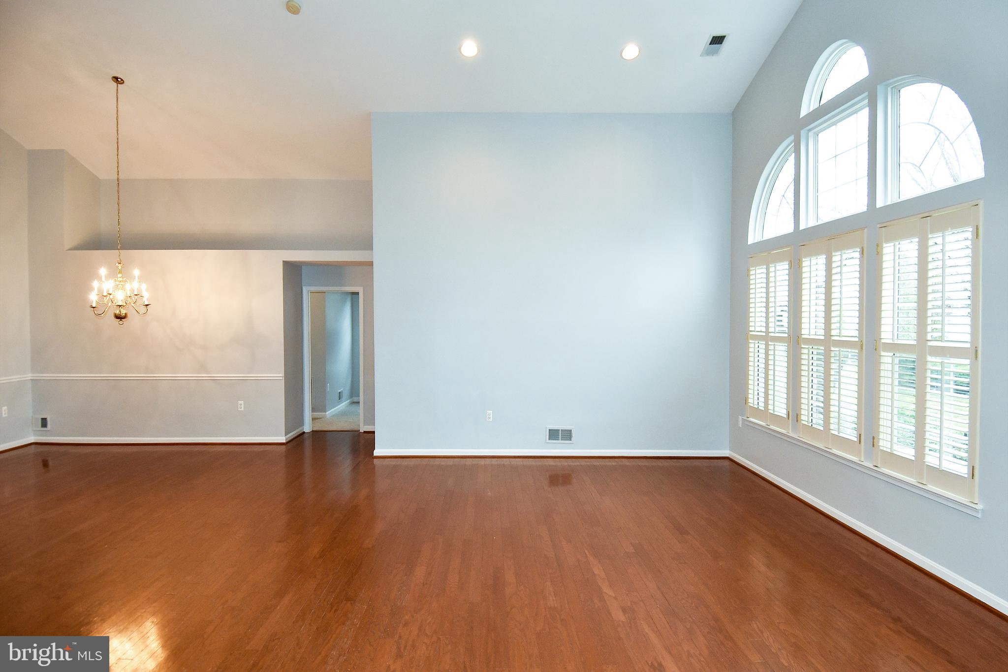 FOUR SEASONS IN HISTORIC VIRGINIA - Residential Lease