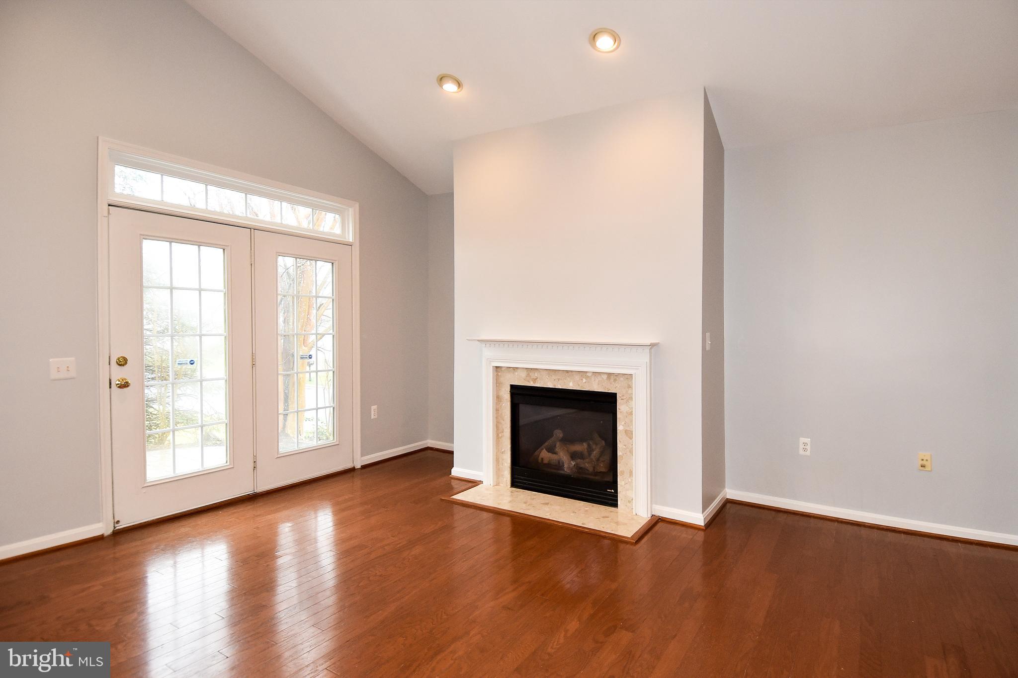 FOUR SEASONS IN HISTORIC VIRGINIA - Residential Lease