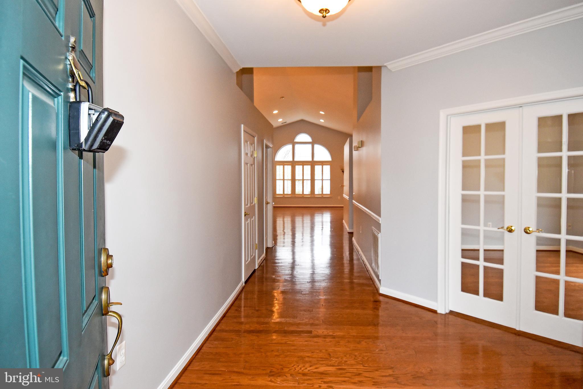 FOUR SEASONS IN HISTORIC VIRGINIA - Residential Lease