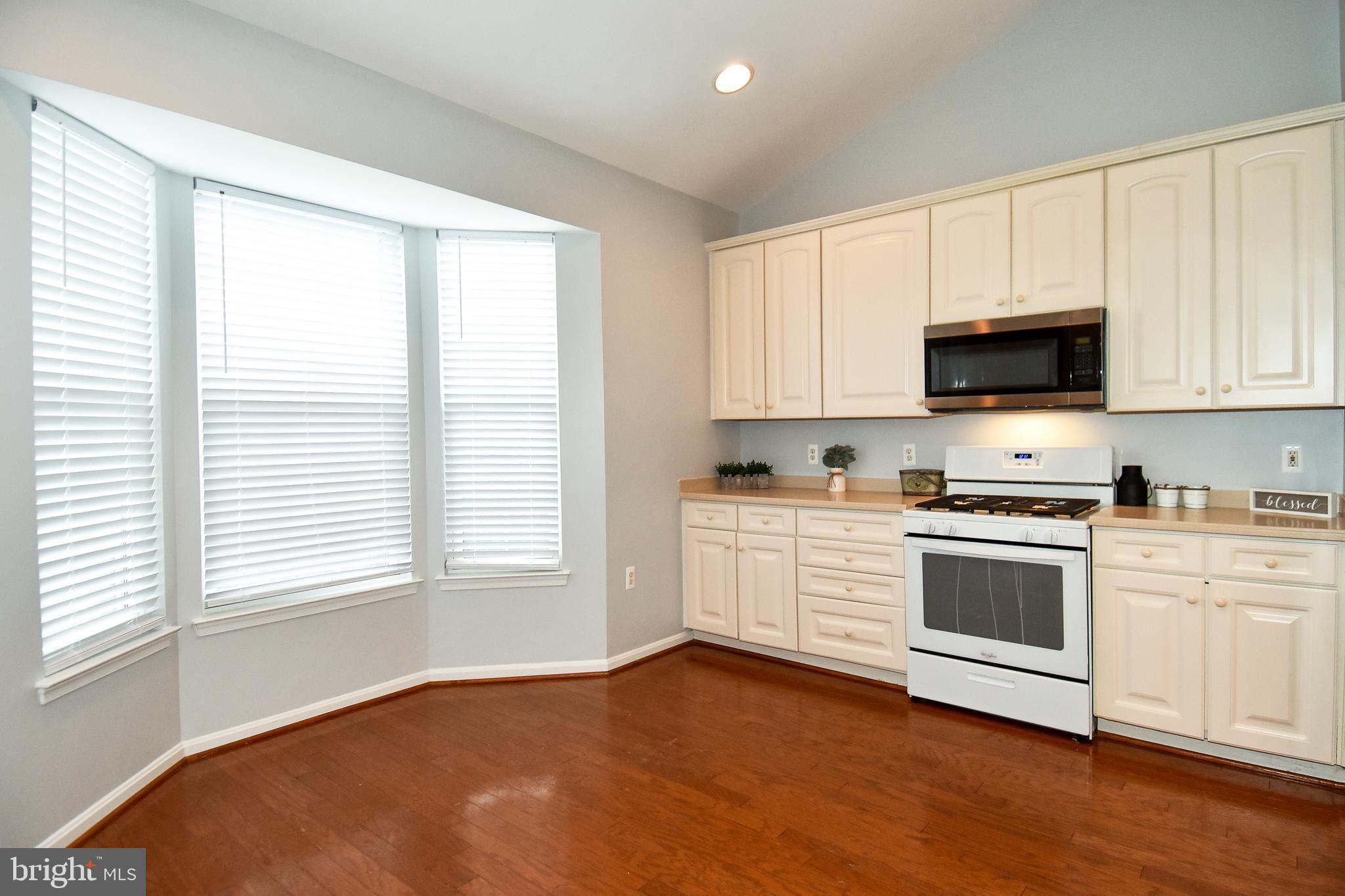 FOUR SEASONS IN HISTORIC VIRGINIA - Residential Lease