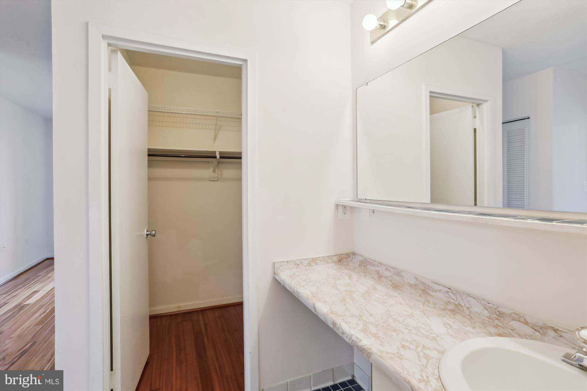 RIVIERA OF CHEVY CHASE - Residential