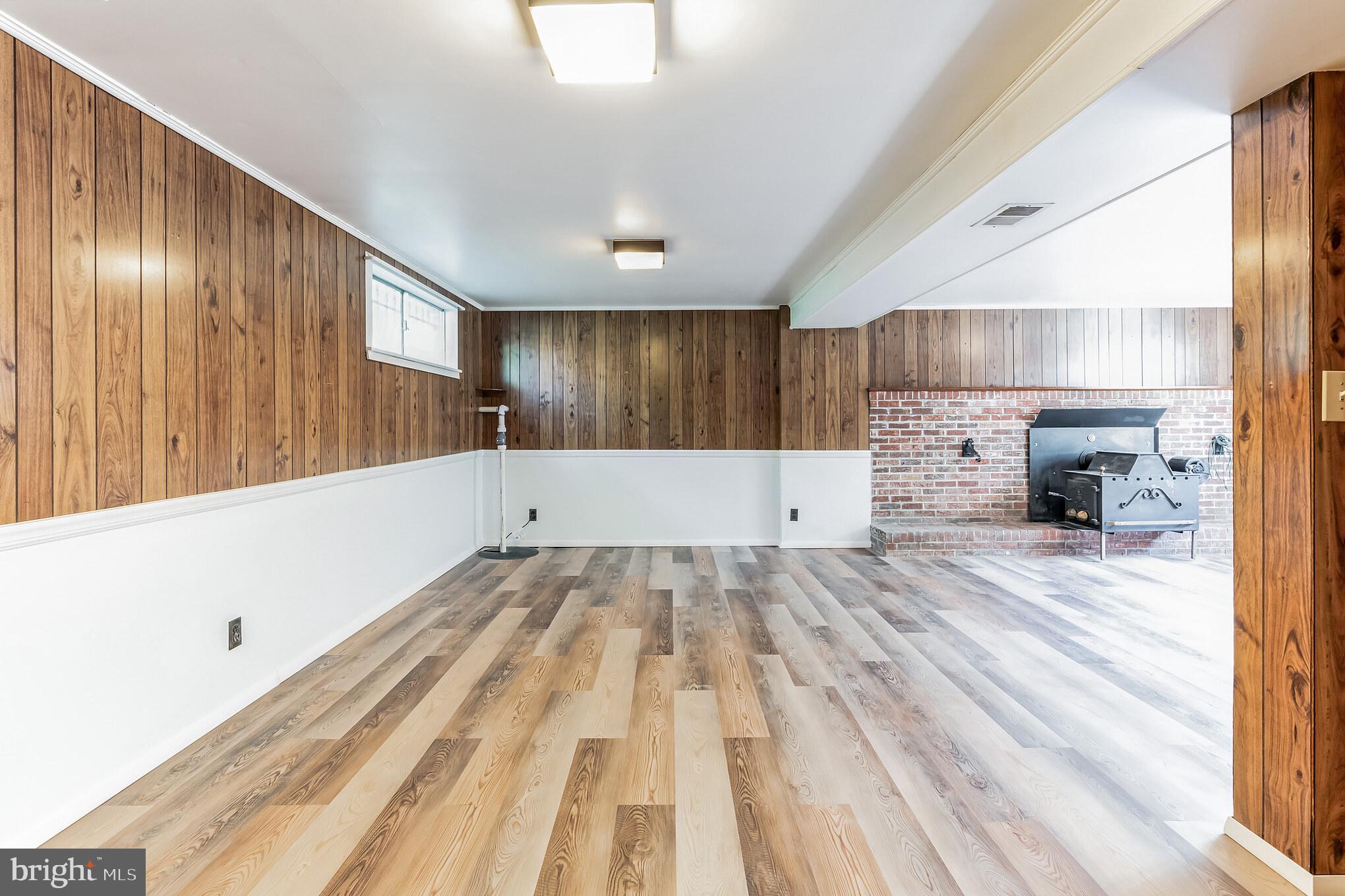 SHADY DALE - Residential