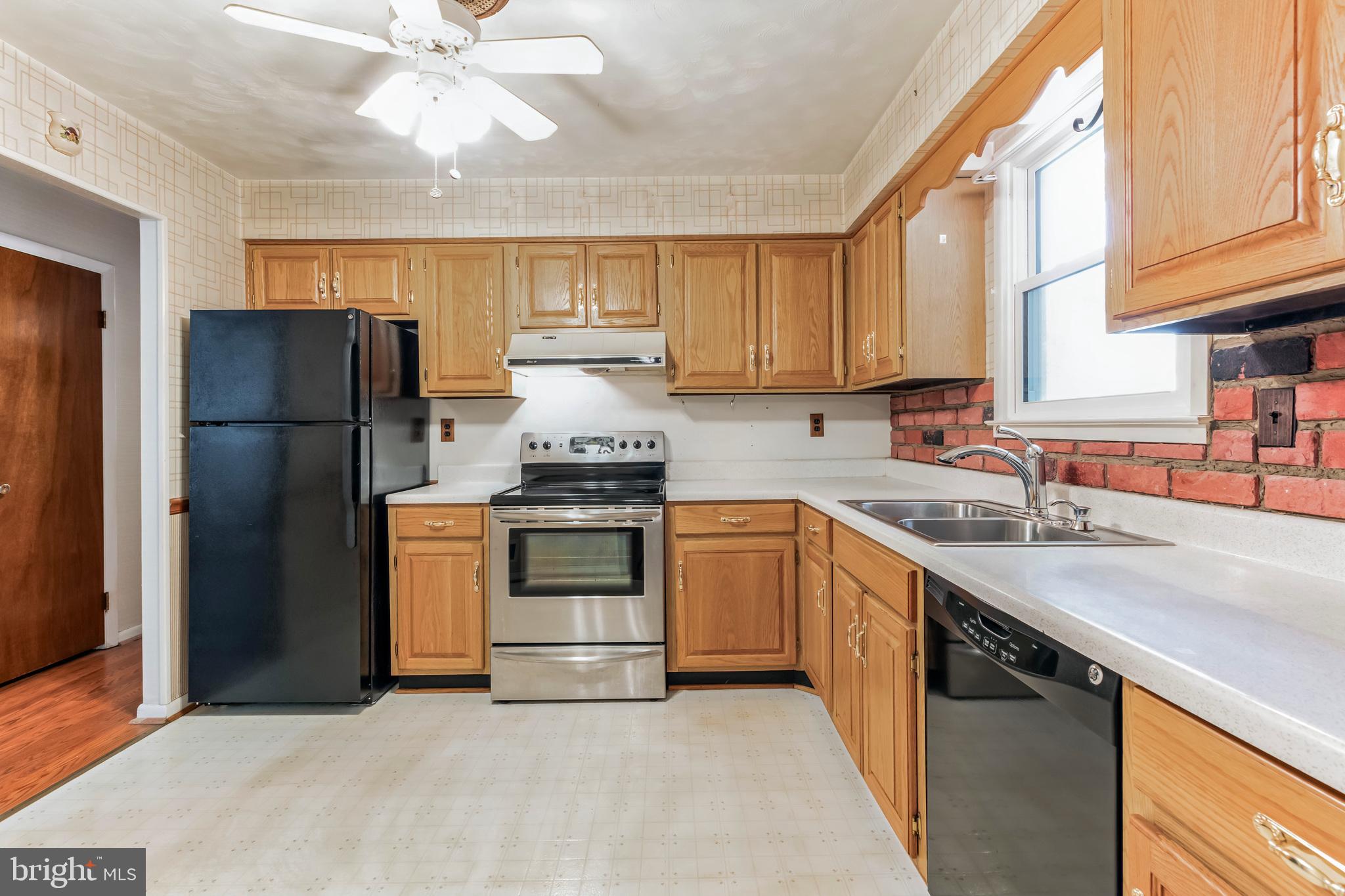 SHADY DALE - Residential