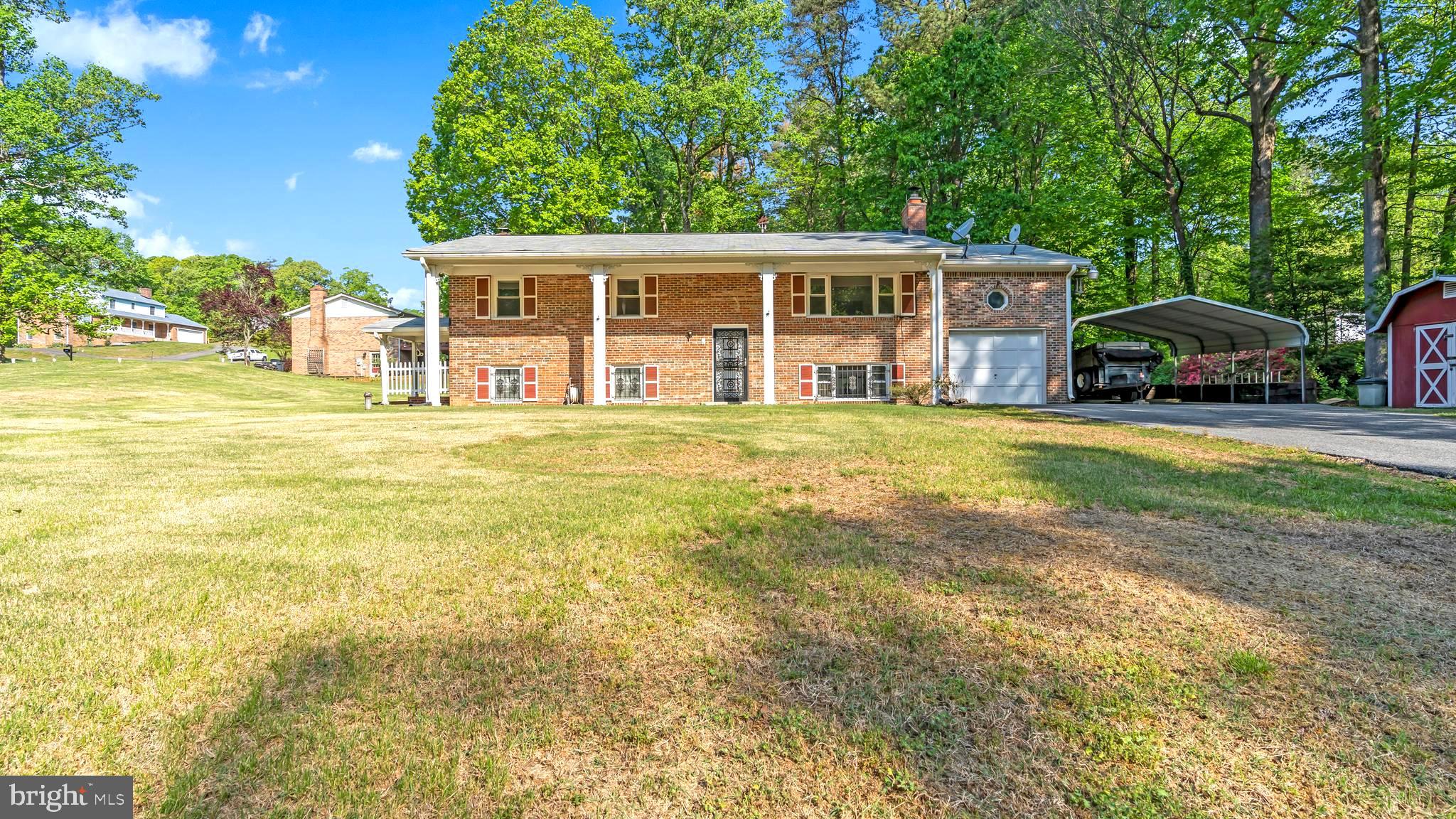 SHADY DALE - Residential