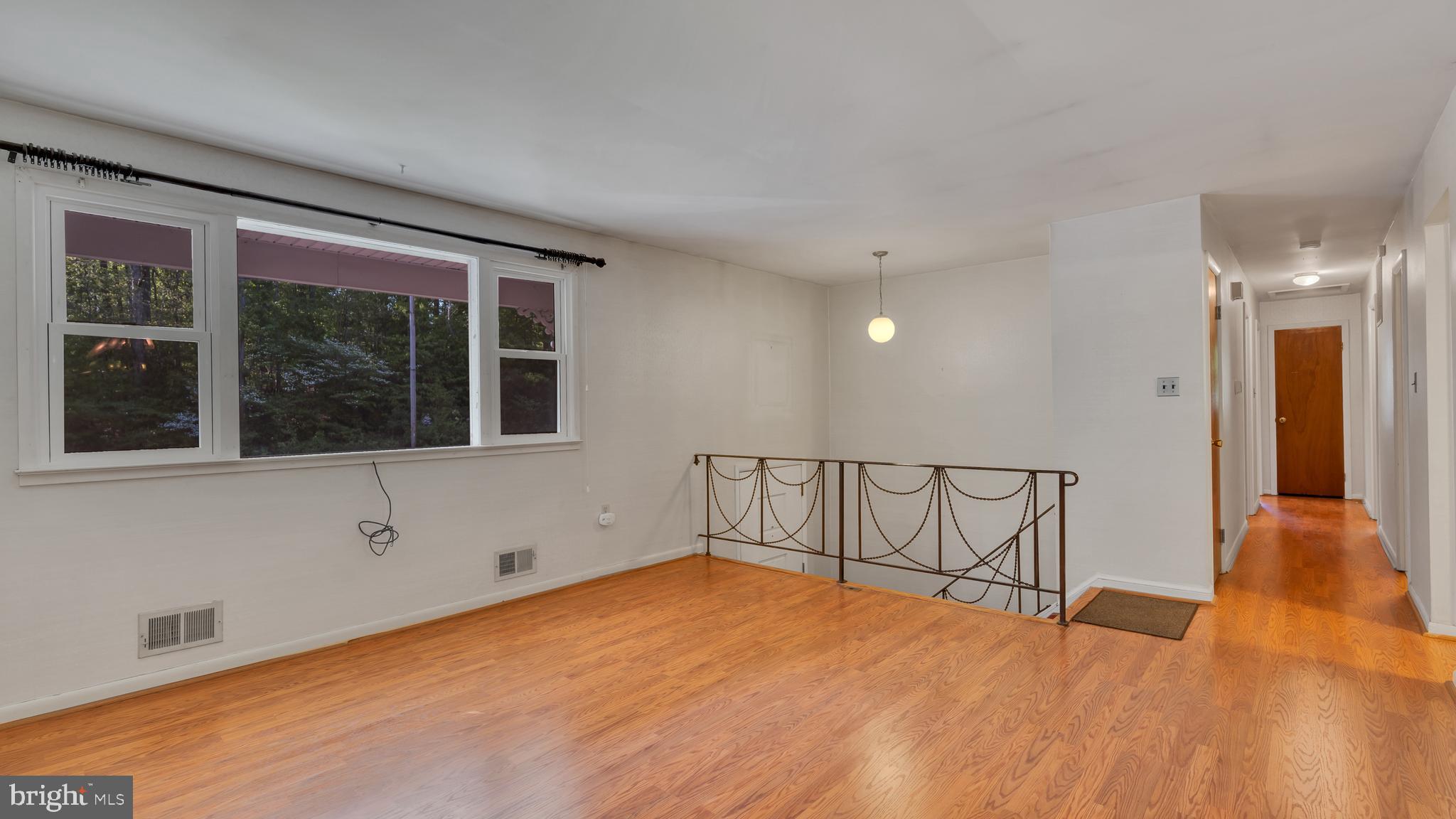 SHADY DALE - Residential